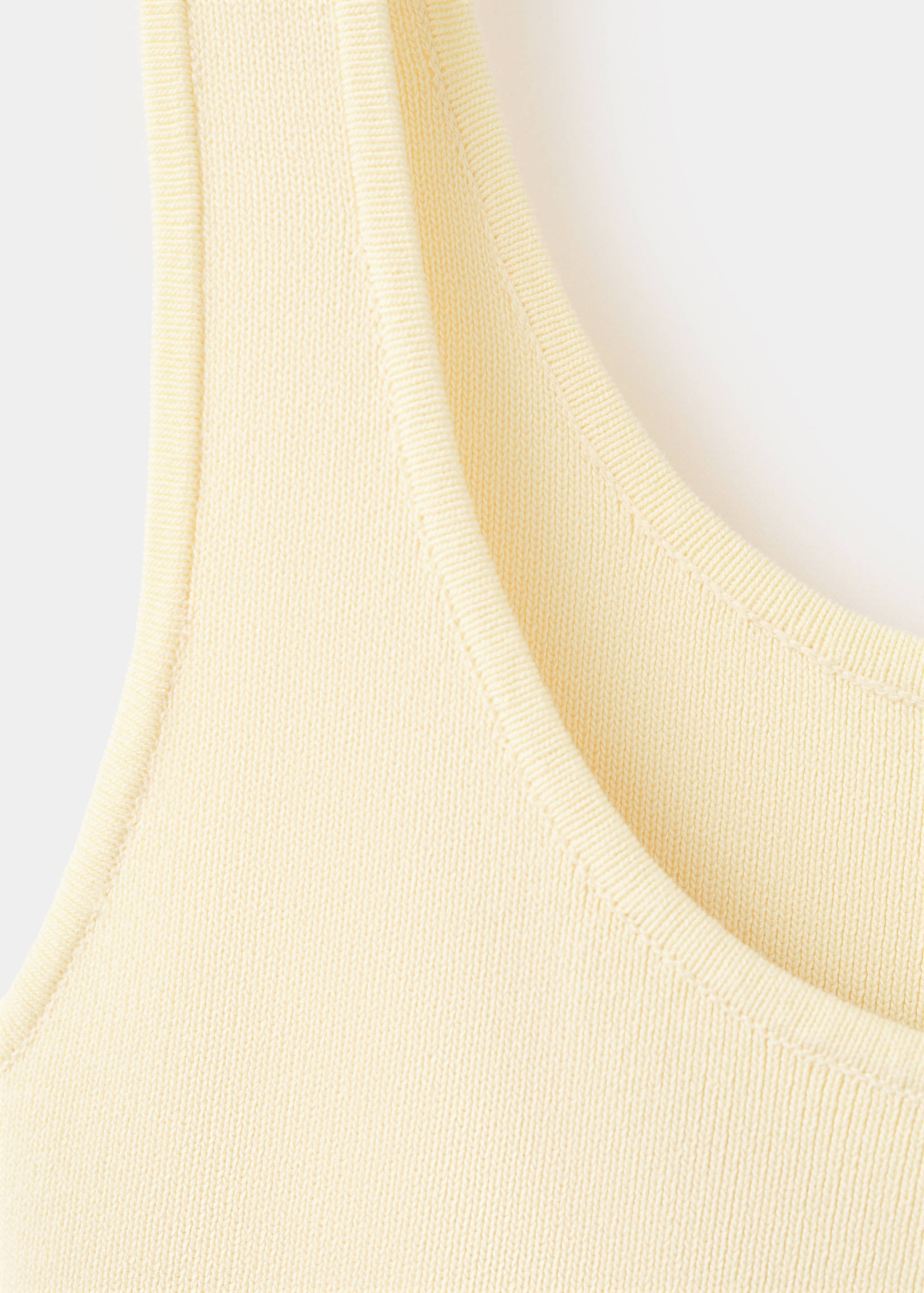 Asymmetric cut knitted dress - Details of the article 8
