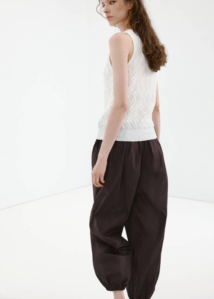 Openwork knit V-neck gilet — Off White