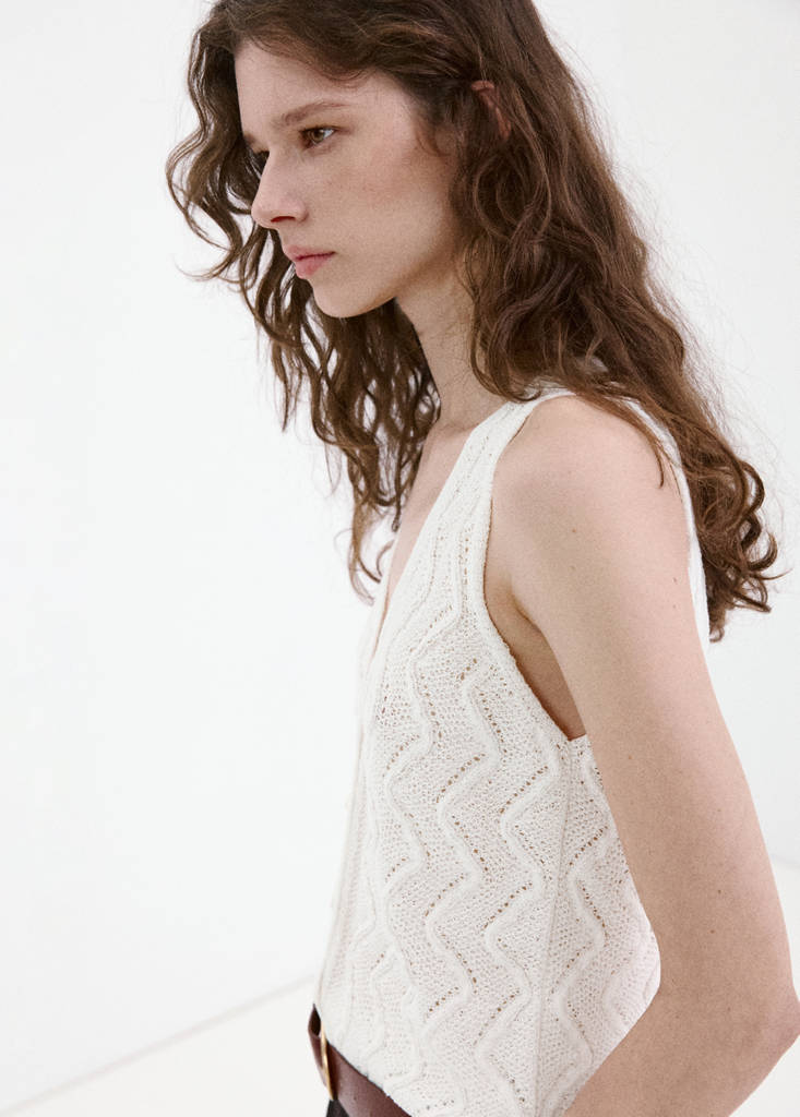 Openwork knit V-neck gilet — Off White