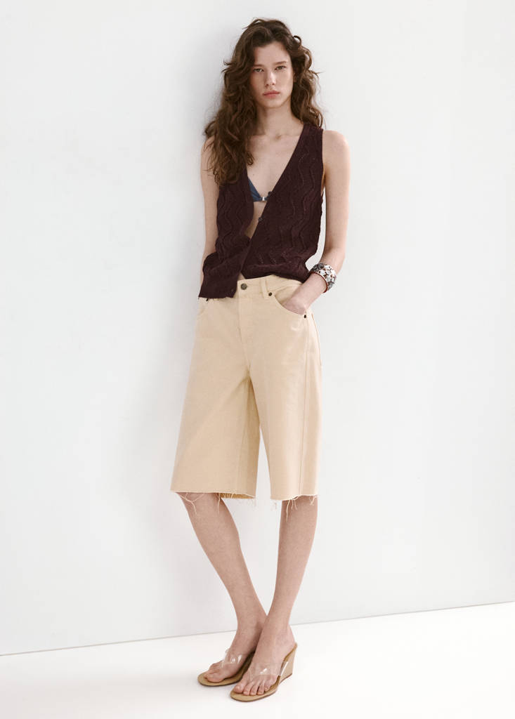 Openwork knit V-neck gilet — Chocolate