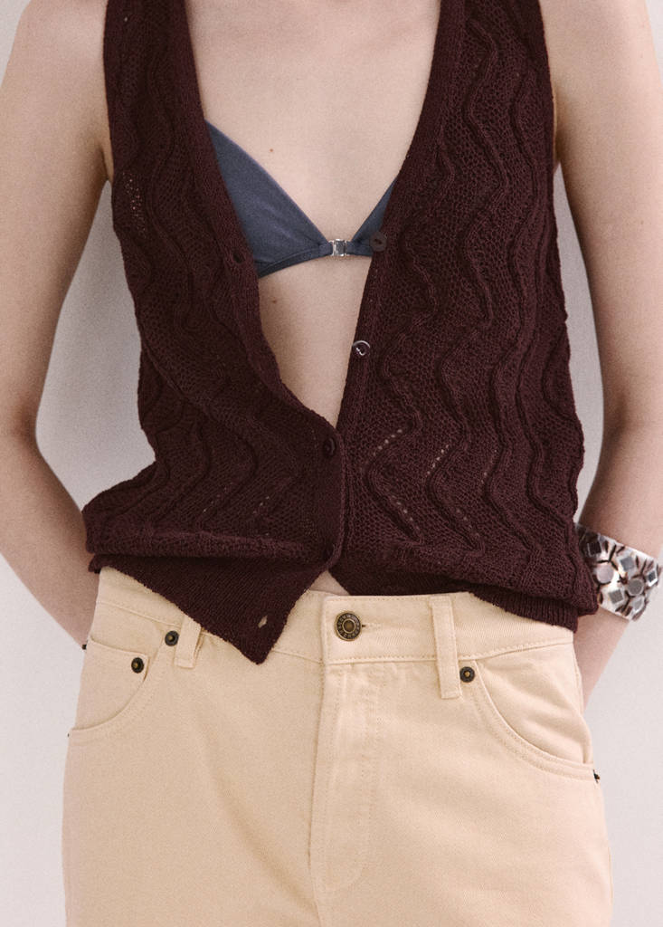 Openwork knit V-neck gilet — Chocolate