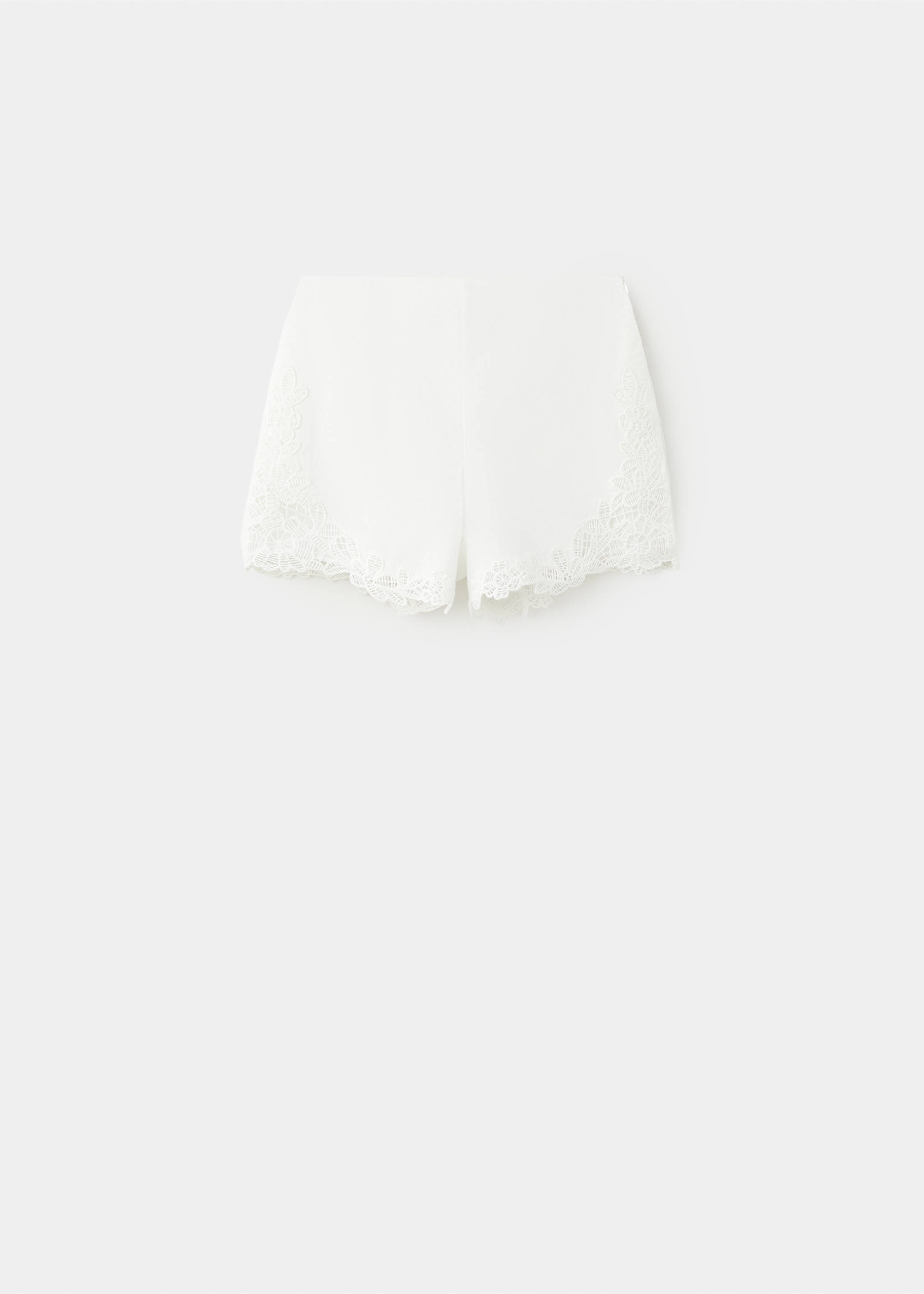 Embroidered openwork shorts - Article without model, Off White. Ref: 27089069-00.