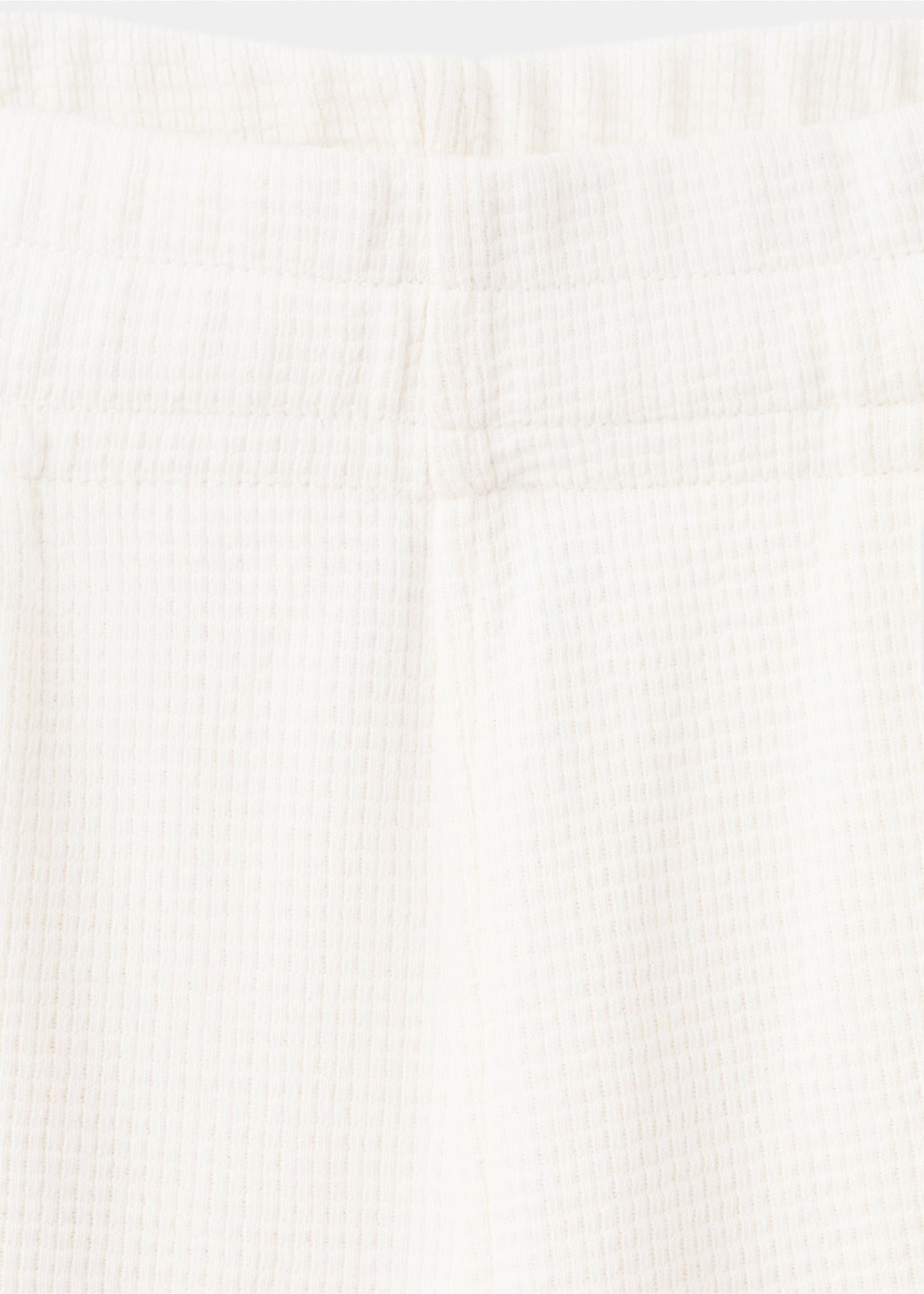 100% cotton bermuda shorts - Details of the article 0, Ecru. Ref: 27089213-00.