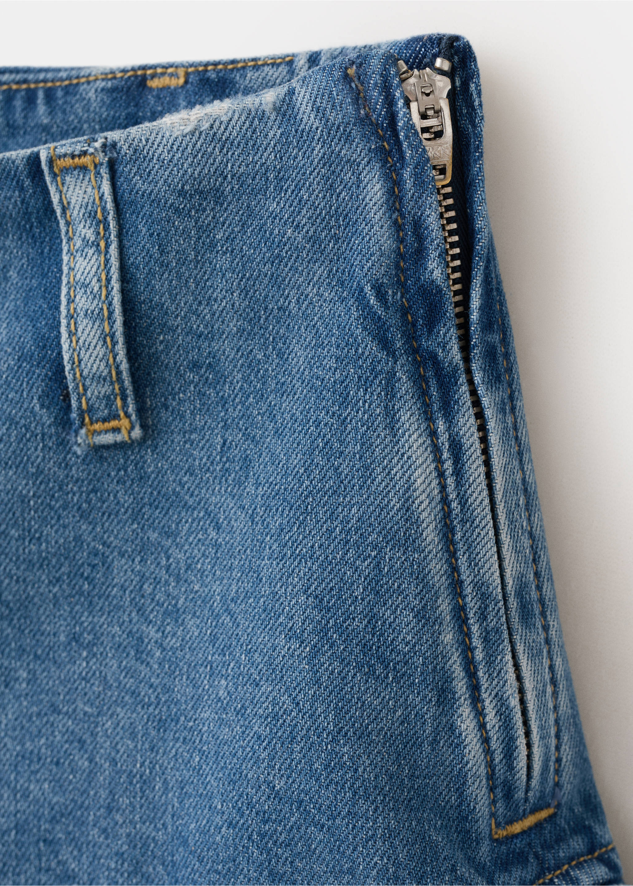 Frilled denim mini shorts - Details of the article 0, Medium Blue. Ref: 27089216-00.