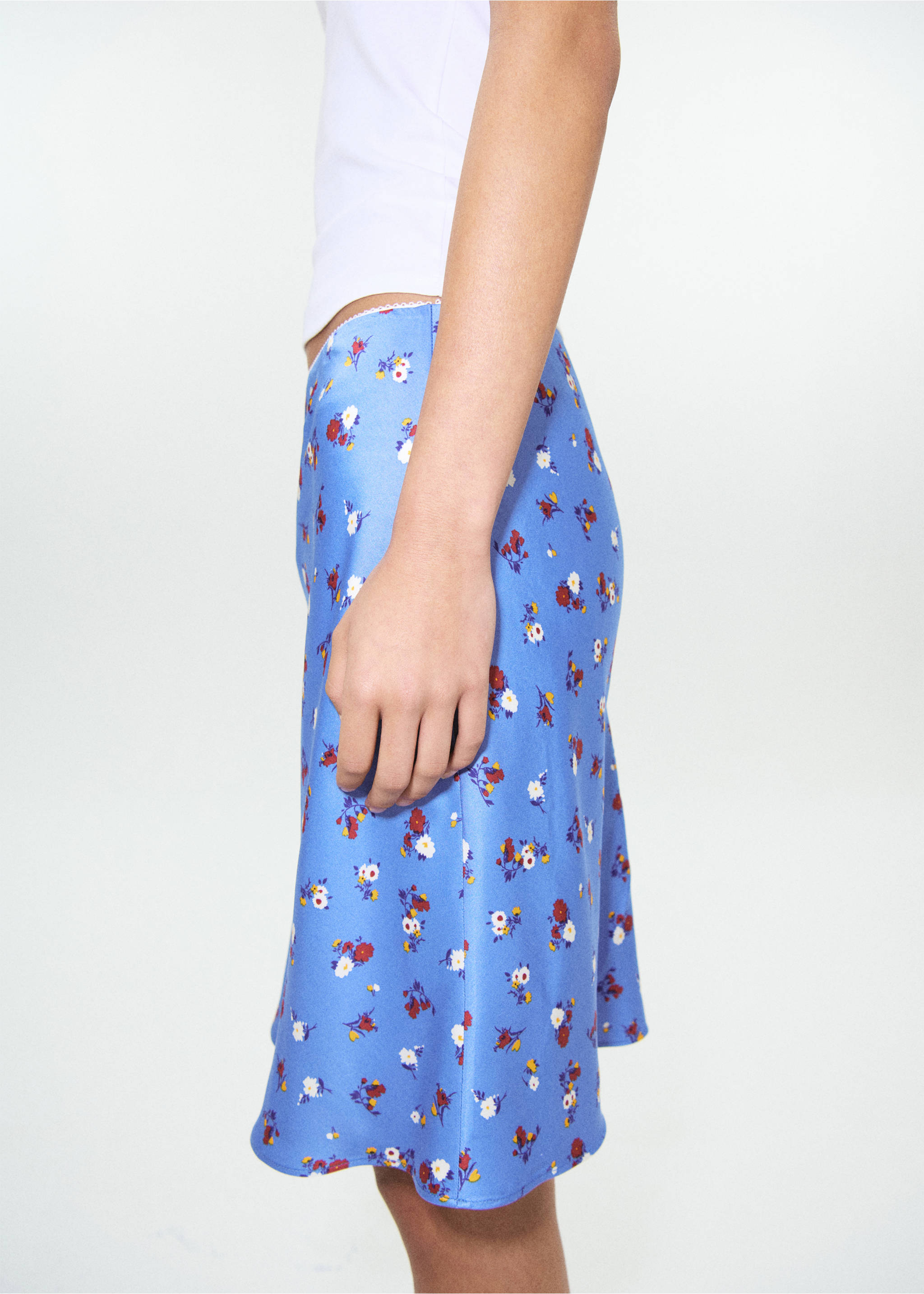 Jupe imprimée florale - Plan moyen, Bleu ciel. Ref: 27089217-00.
