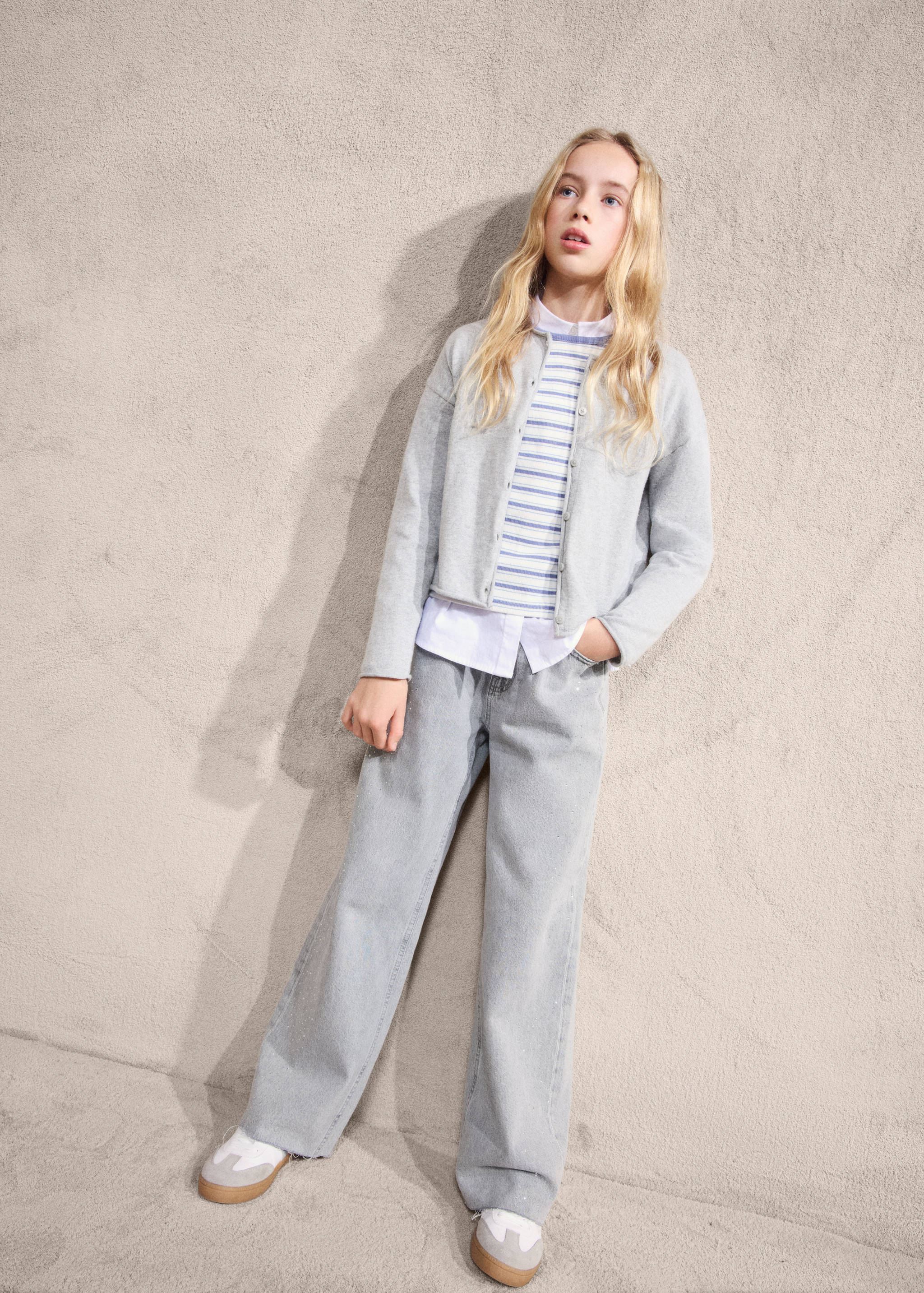 Wide leg jeans with rhinestones - Details of the article 5