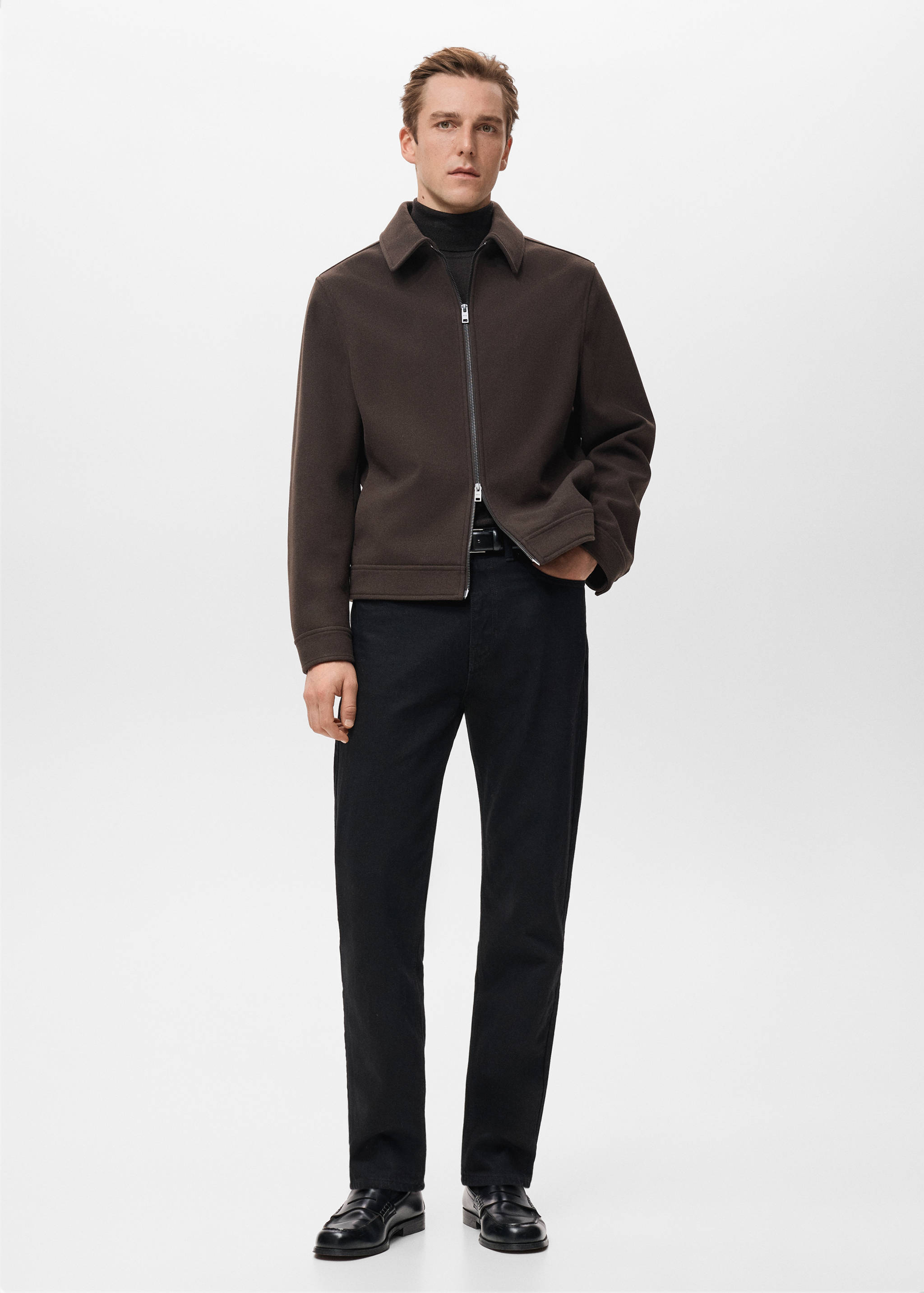 Zip-up cloth jacket - General plane