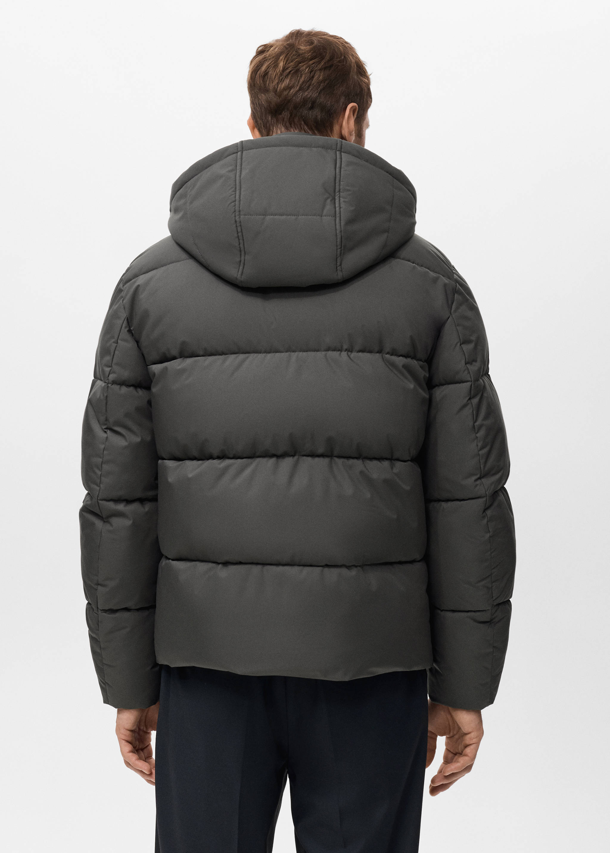 Короткий стеганый непромокаемый анорак - Обратная сторона изделия