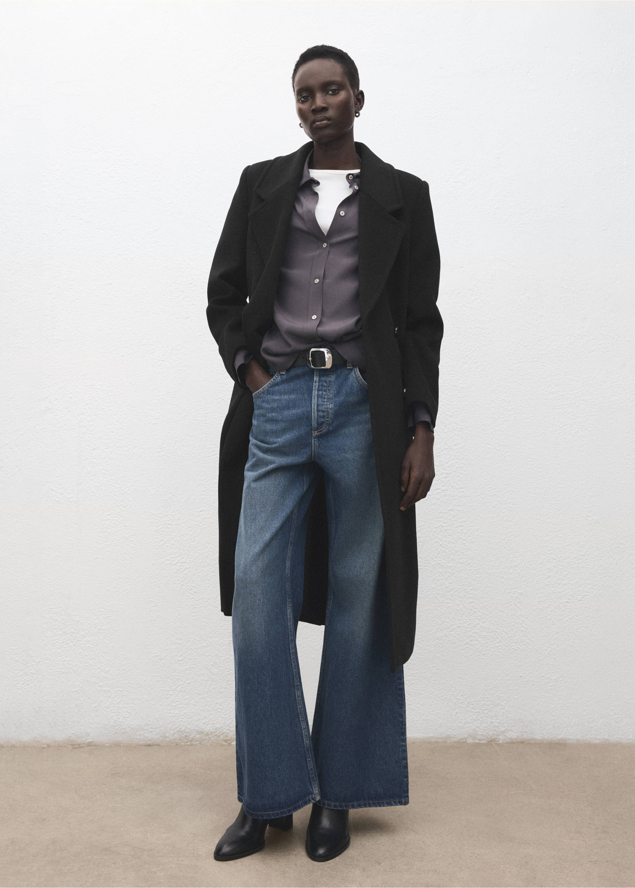 Vlněný kabát s dvouřadým zapínáním - Celkový náhled, Černá. Ref: 27091186-00.