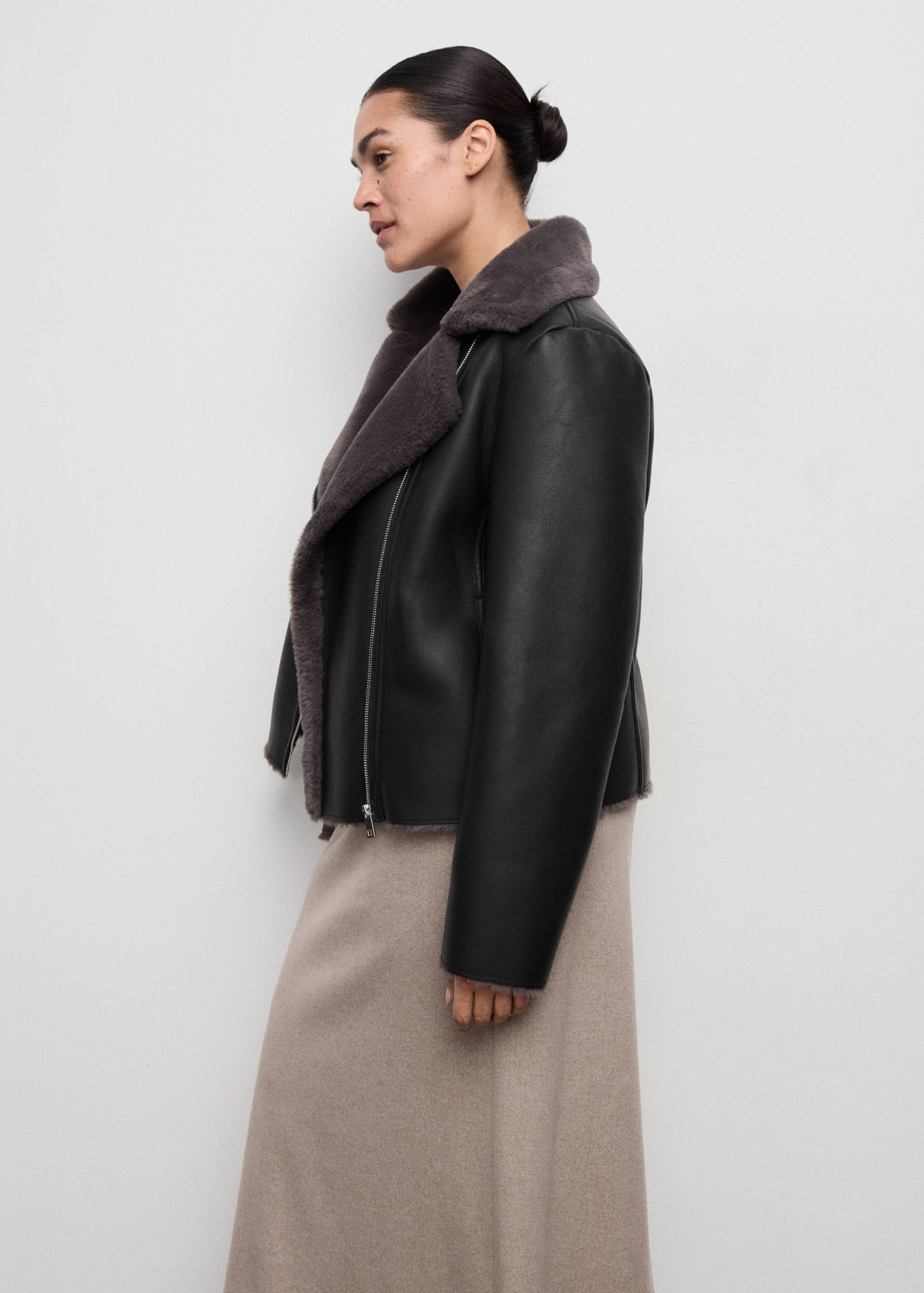 Veste biker fourrure synthétique - Détail de l'article 5