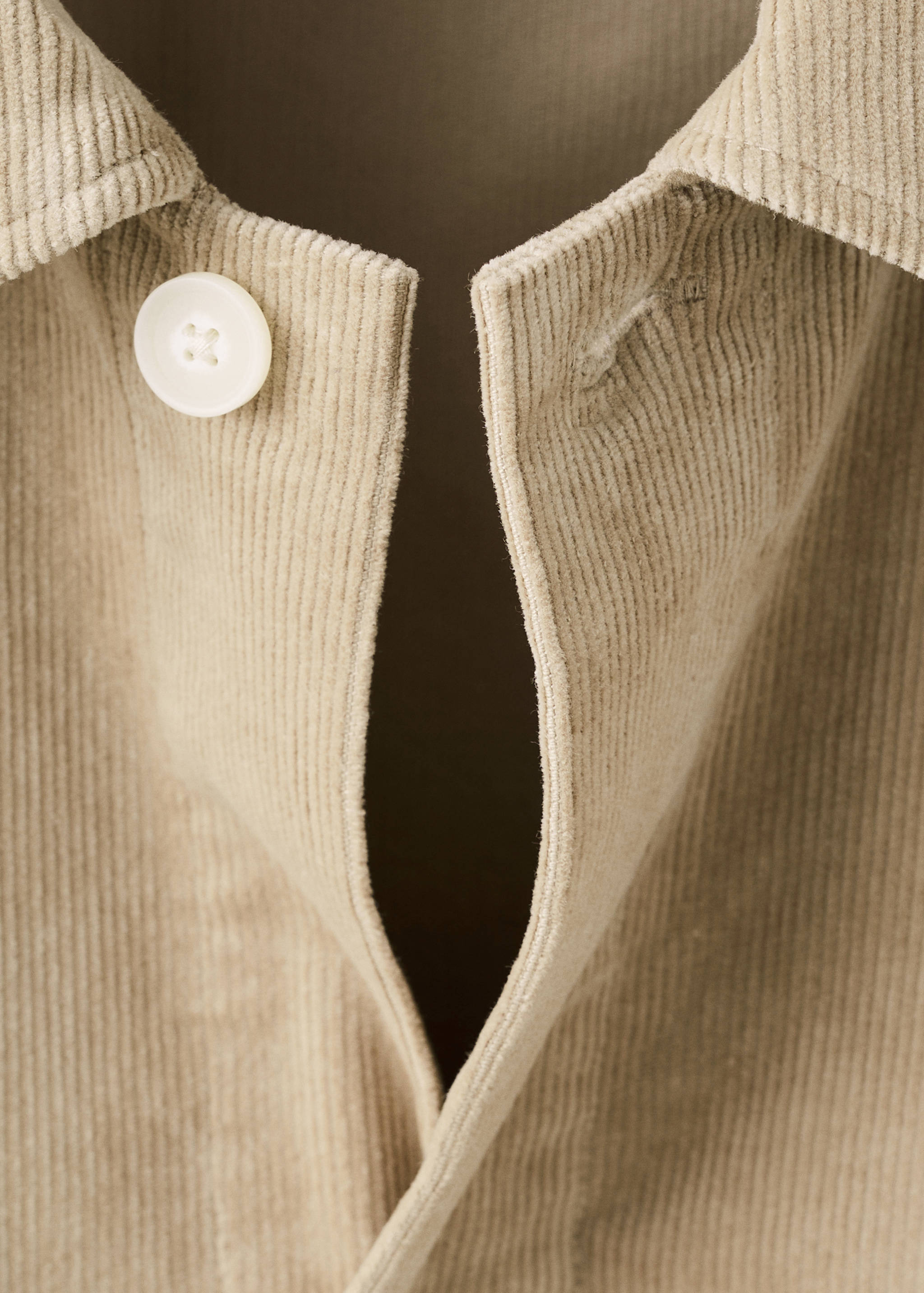 Corduroy overshirt with pockets - Details of the article 8