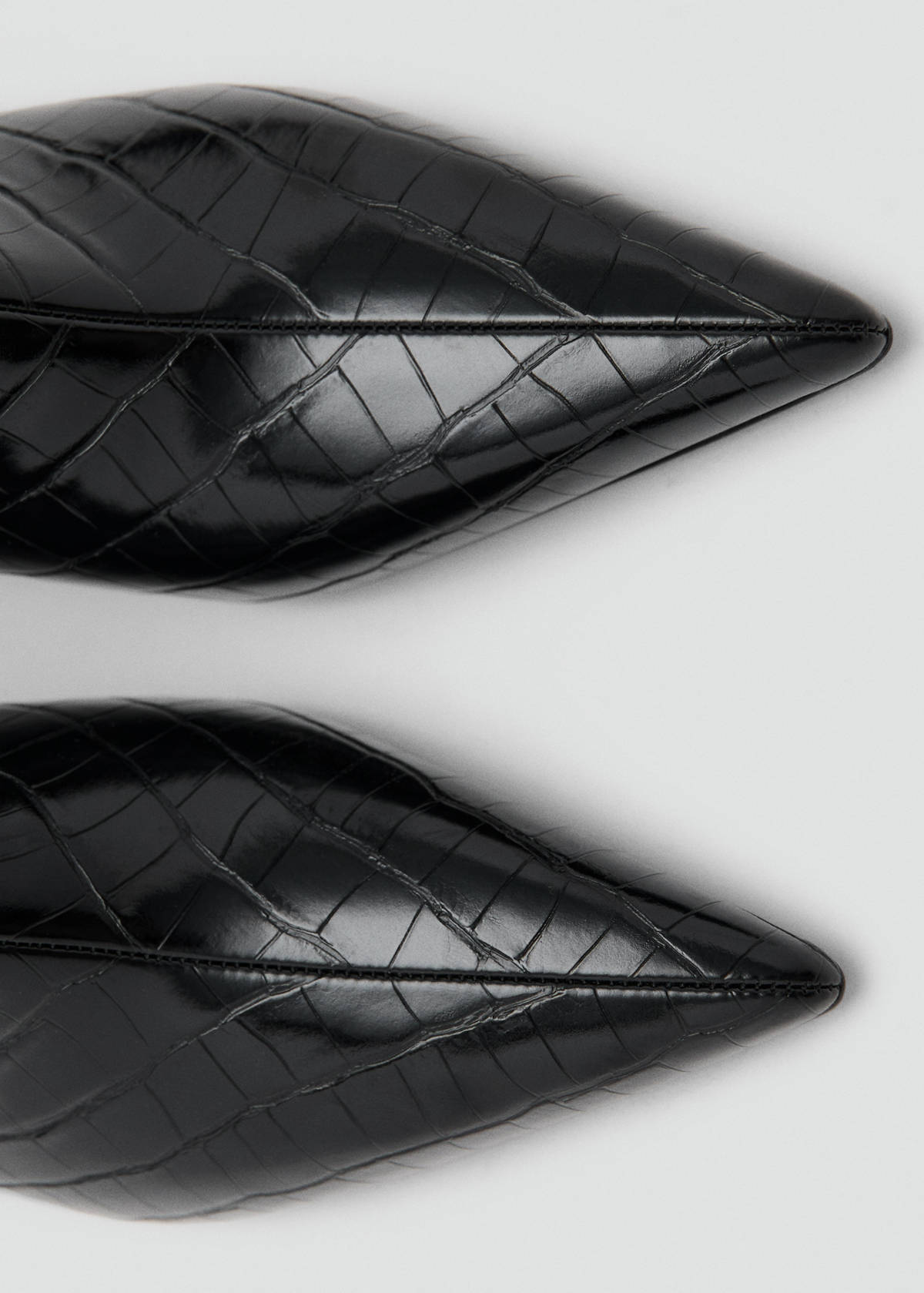 Croc-effect boots — Black