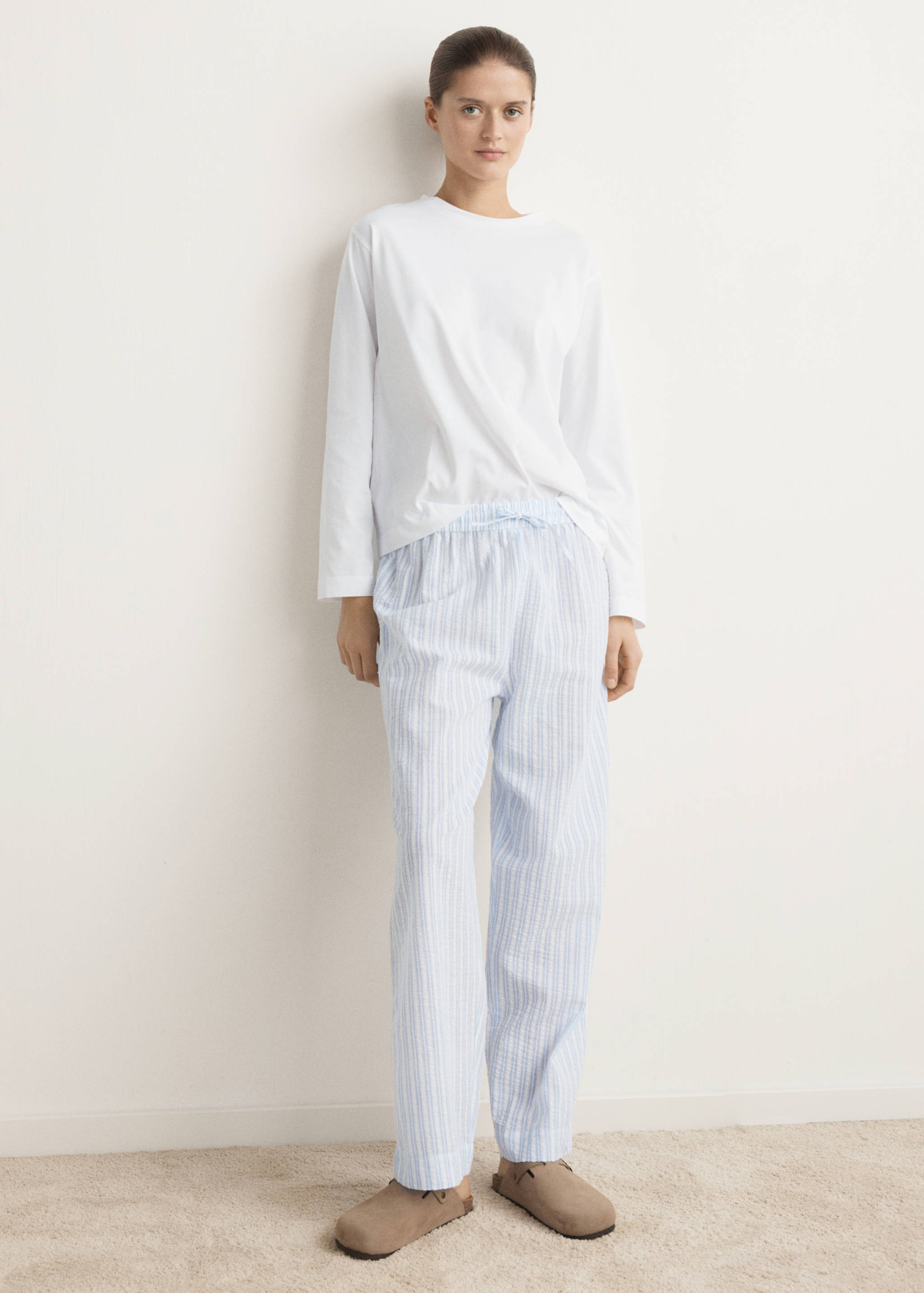 Two-piece cotton striped pyjamas - General plane