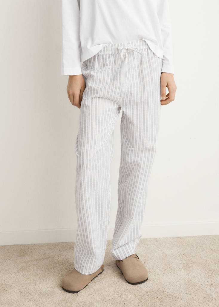 Two-piece cotton striped pyjamas — Grey