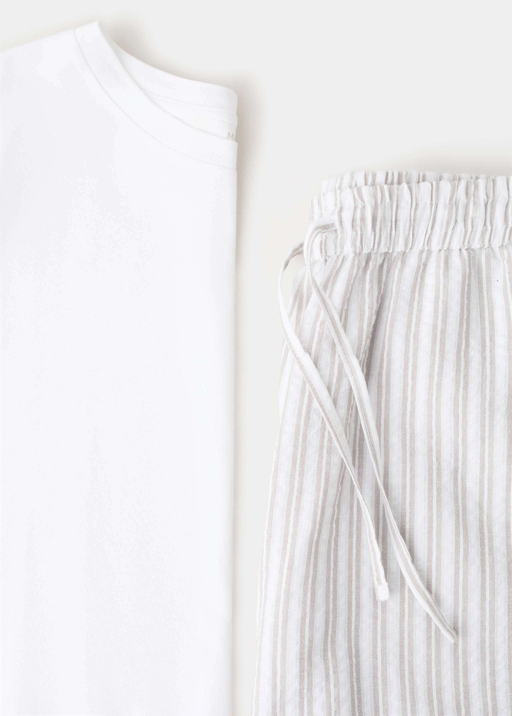 Two-piece cotton striped pyjamas - Details of the article 8