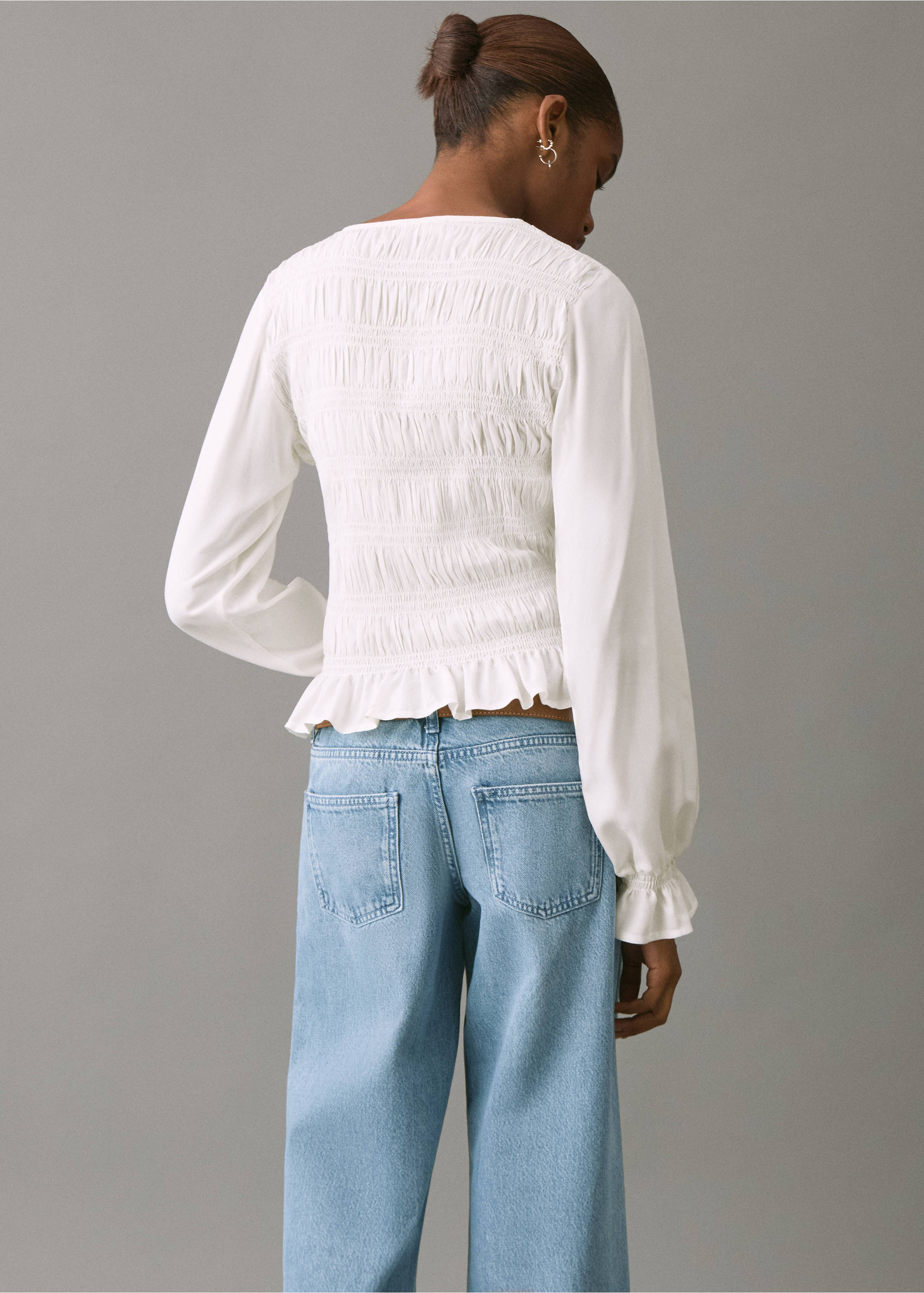 Ruched blouse with ruffles - Reverse of the article, Off White. Ref: 27091220-00.