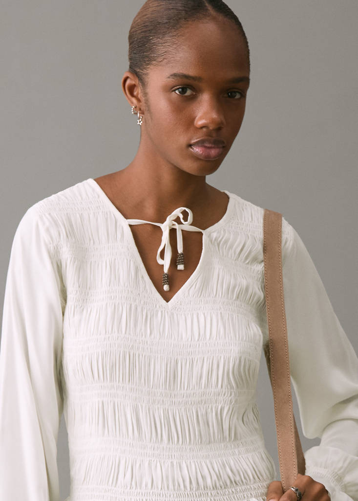 Ruched blouse with ruffles — Off White