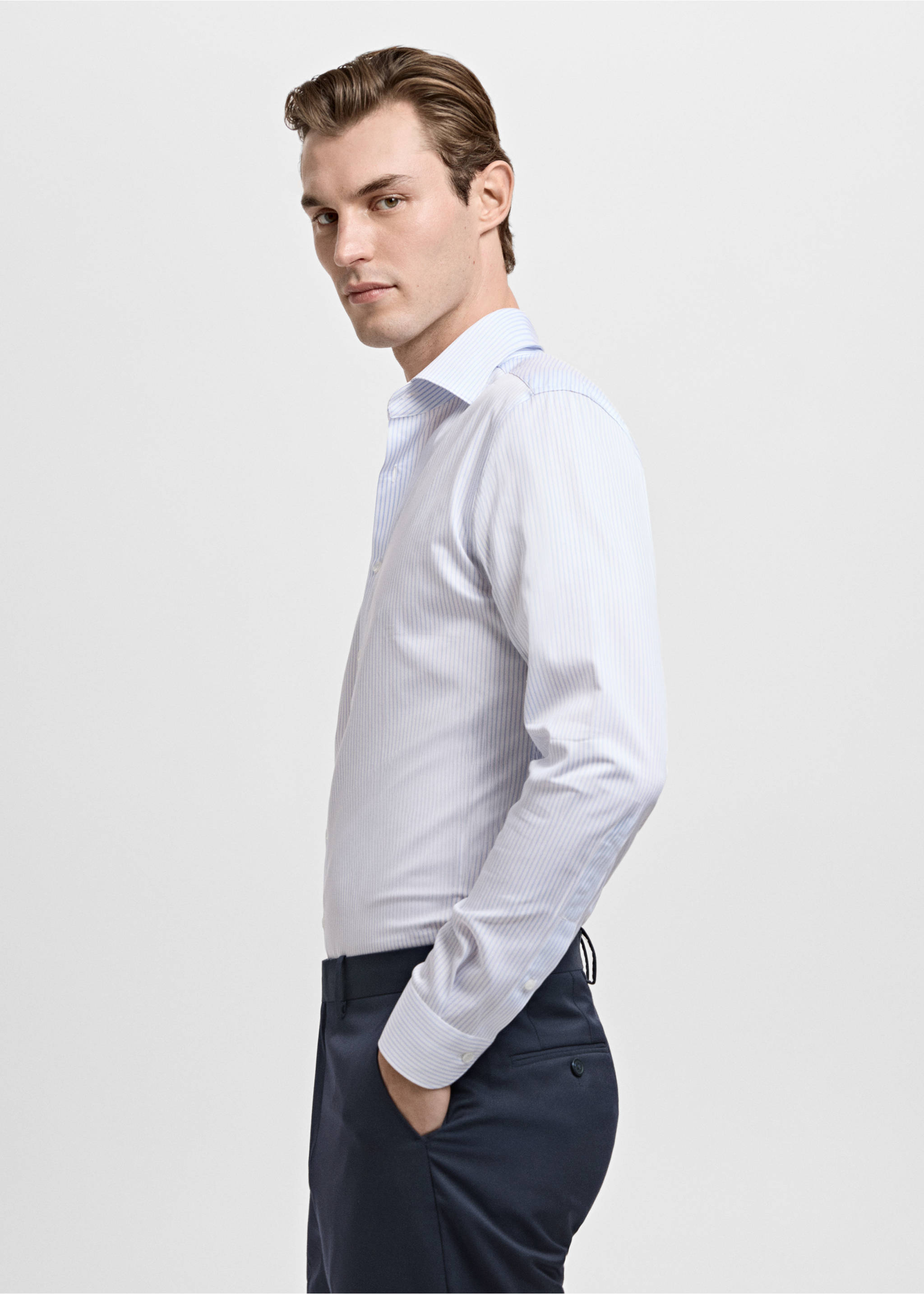 Slim fit cotton suit shirt - Details of the article 2, White. Ref: 27091223-00.