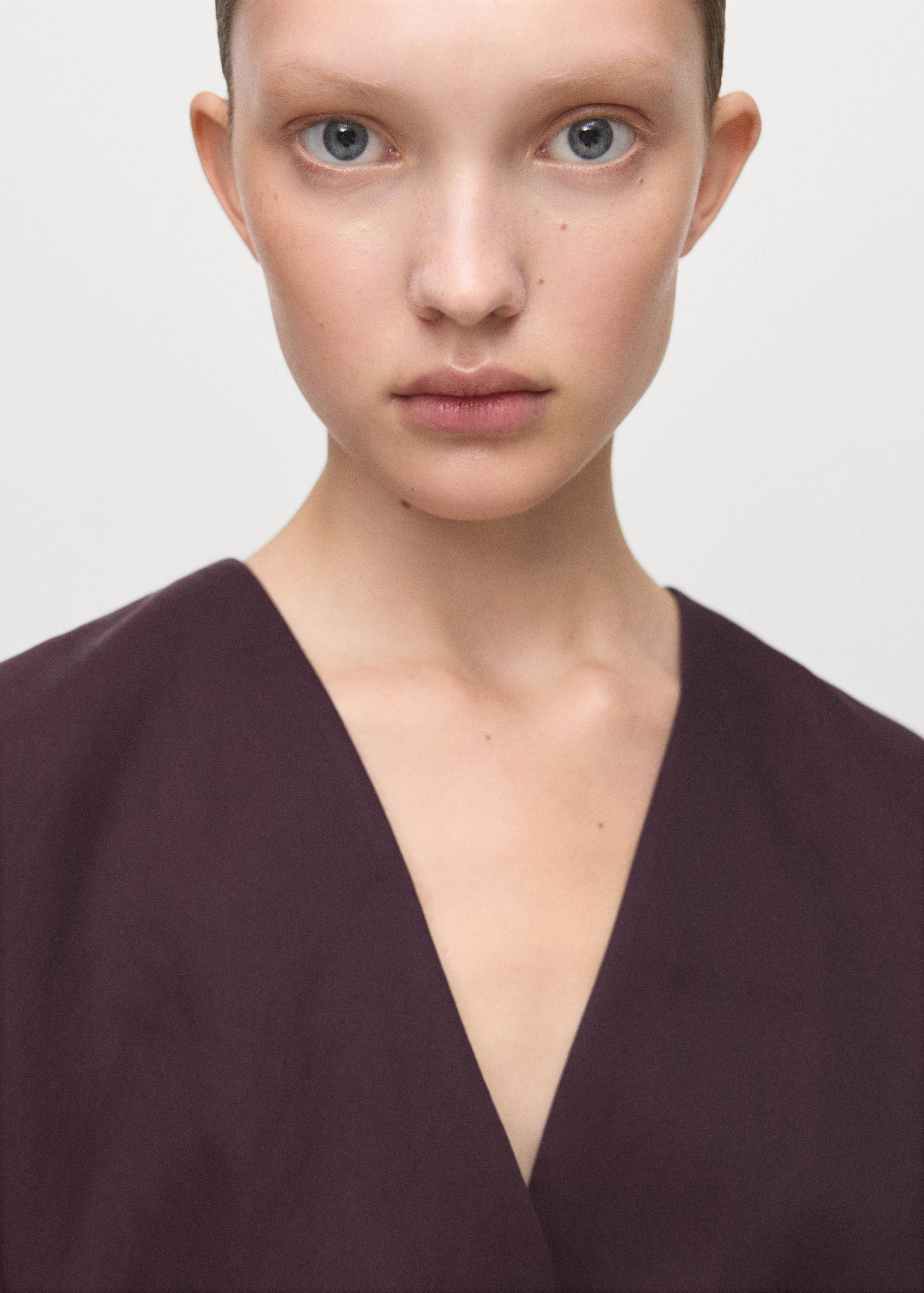 Suit waistcoat with bow - Details of the article 1