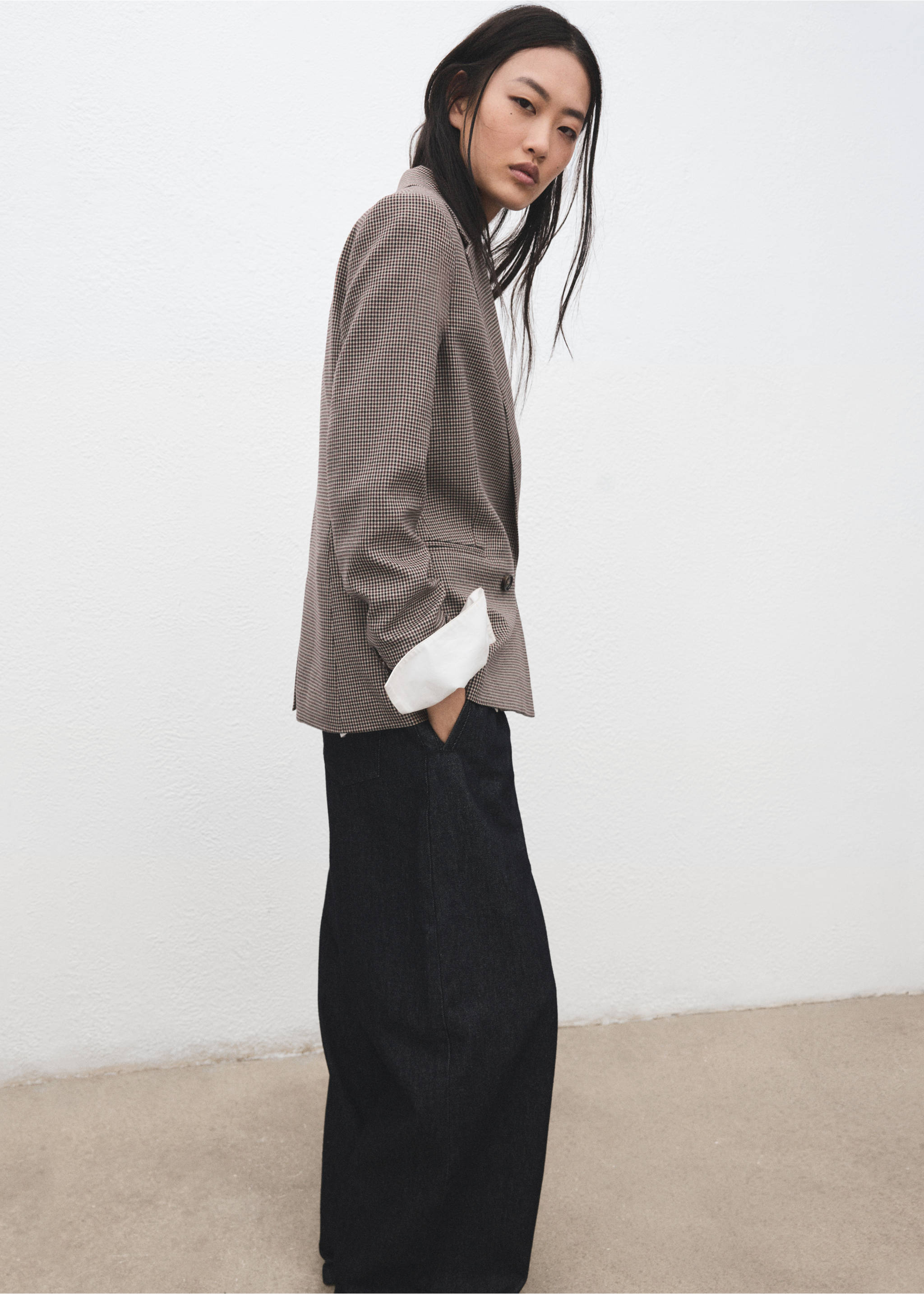 Blazer croisé micro pied-de-poule - Détail de l'article 2, Bordeaux. Ref: 27091259-00.