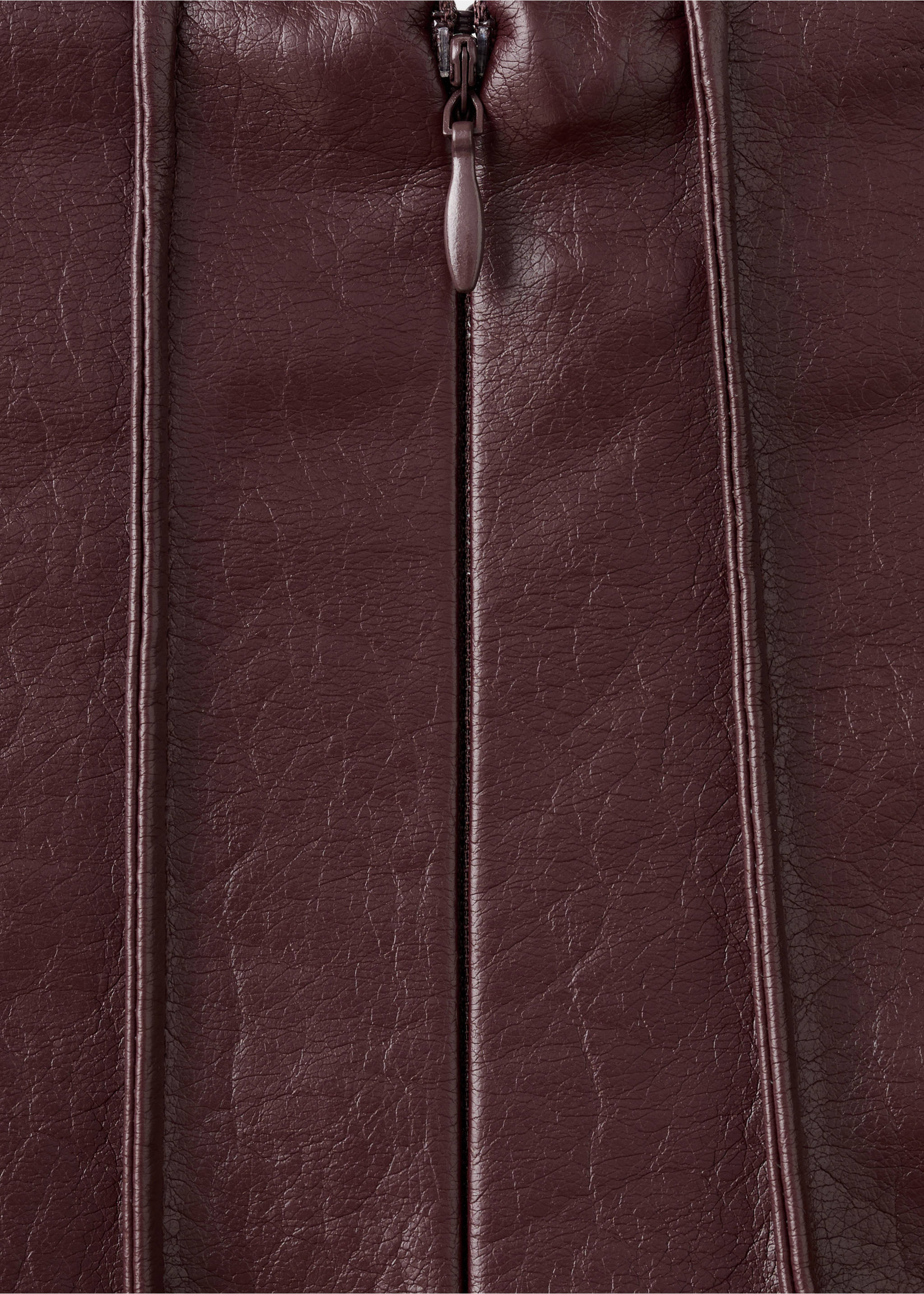 Faux-leather godet skirt - Details of the article 8, Maroon. Ref: 27091267-01.