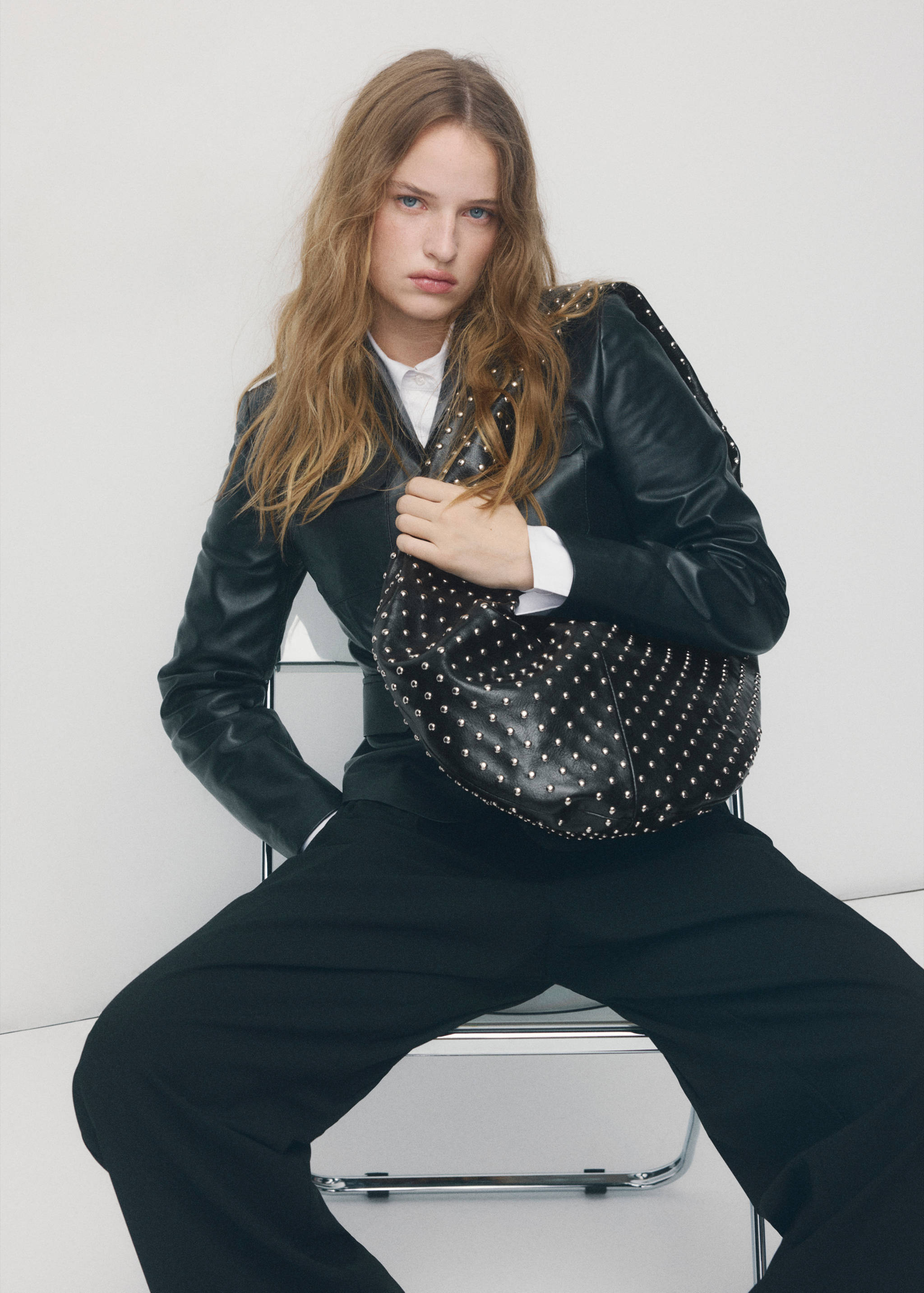 Oval studded shoulder bag - General plane