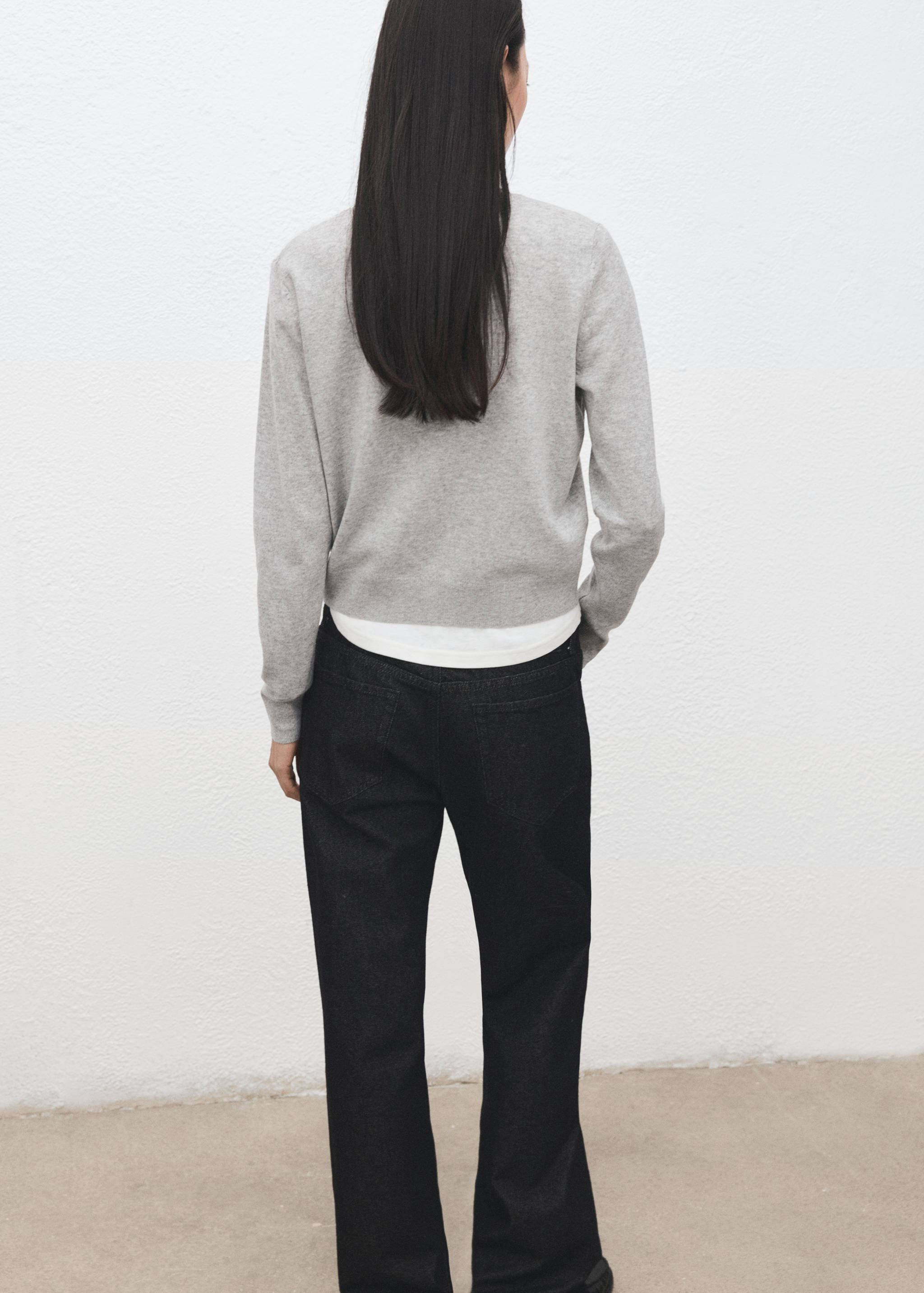 سترة صوفية محبوكة بأزرار - الجهة الخلفية للمنتج