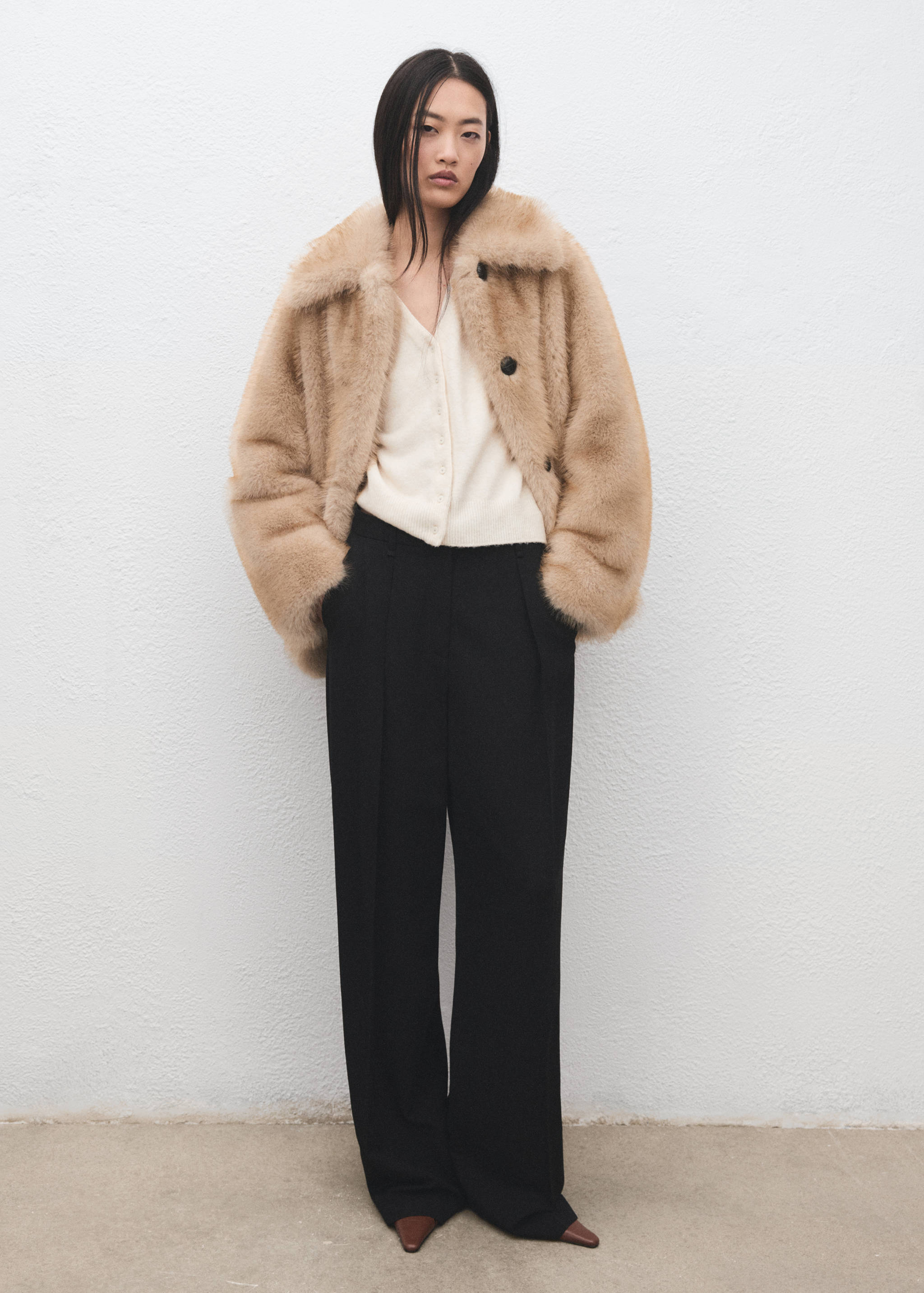 Ζακέτα πλεκτή γιακάς V - Γενικό πλάνο