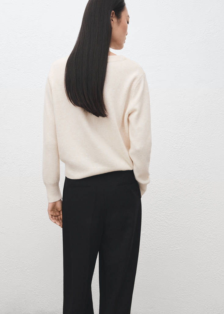 V-neck knitted cardigan — Ecru