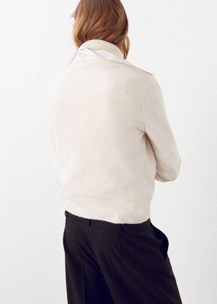 V-neck knitted cardigan — Ecru