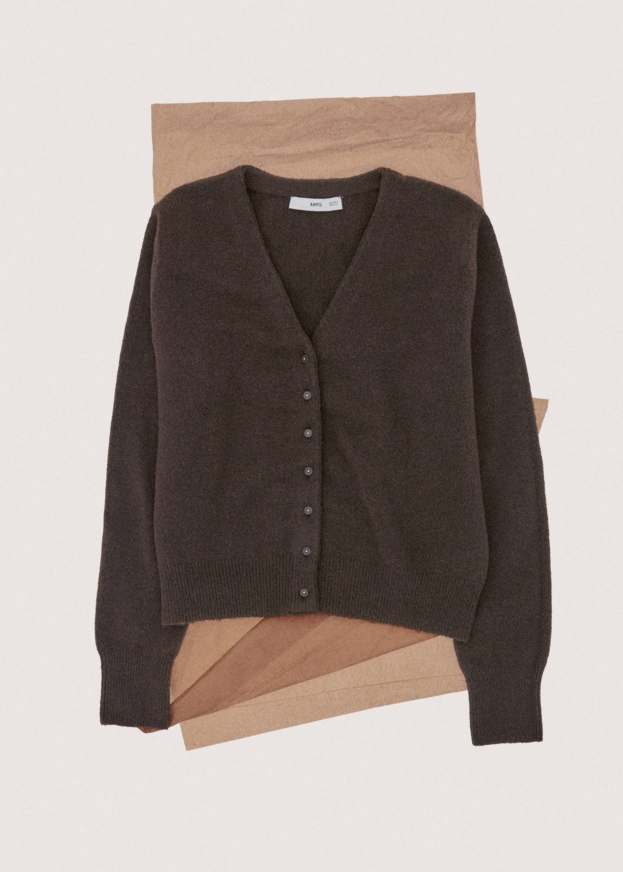 V-neck knitted cardigan - Details of the article 7