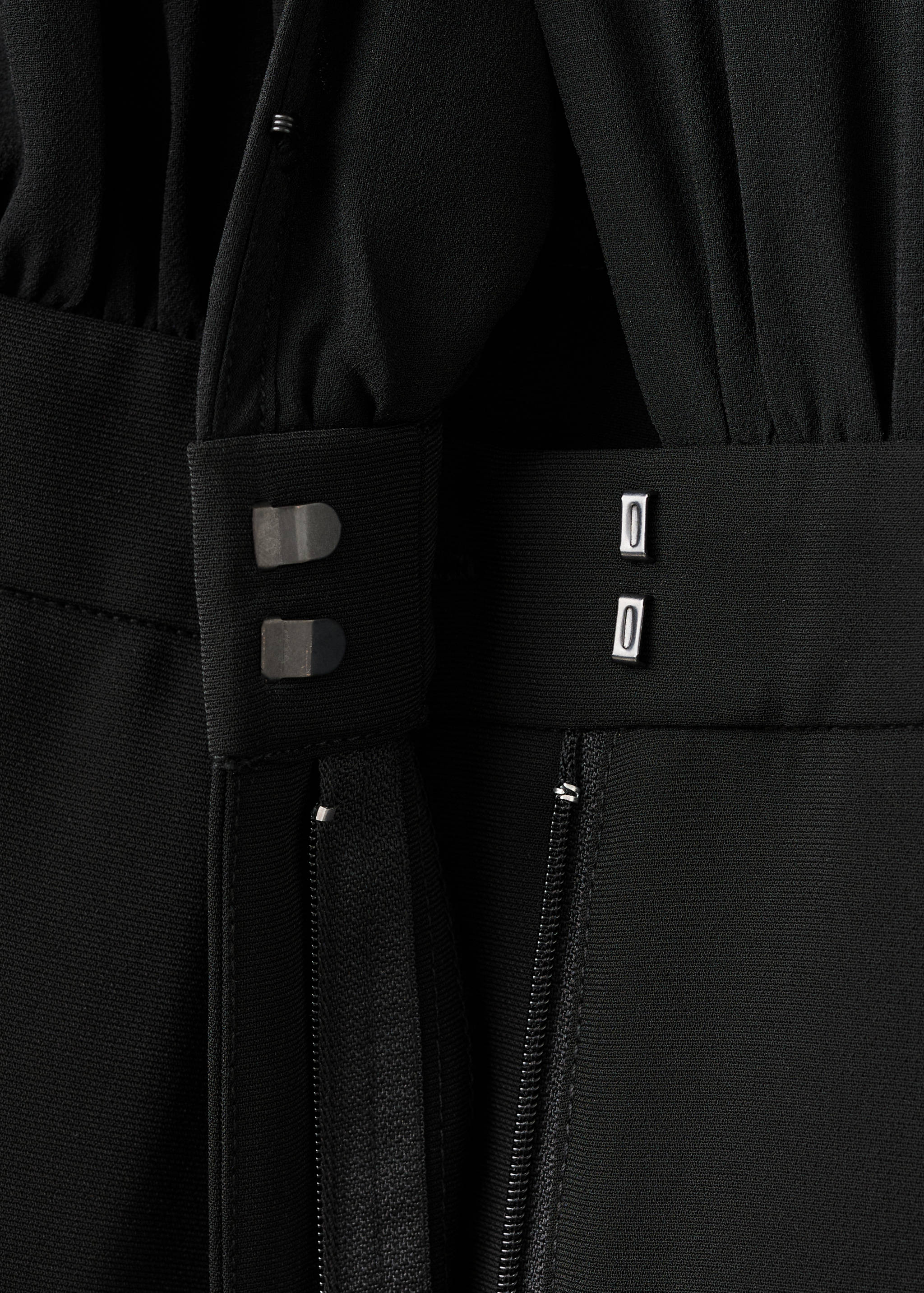 Combined V-neck jumpsuit - Details of the article 0