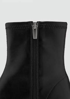 Round-toe block-heel ankle boots — Black 7