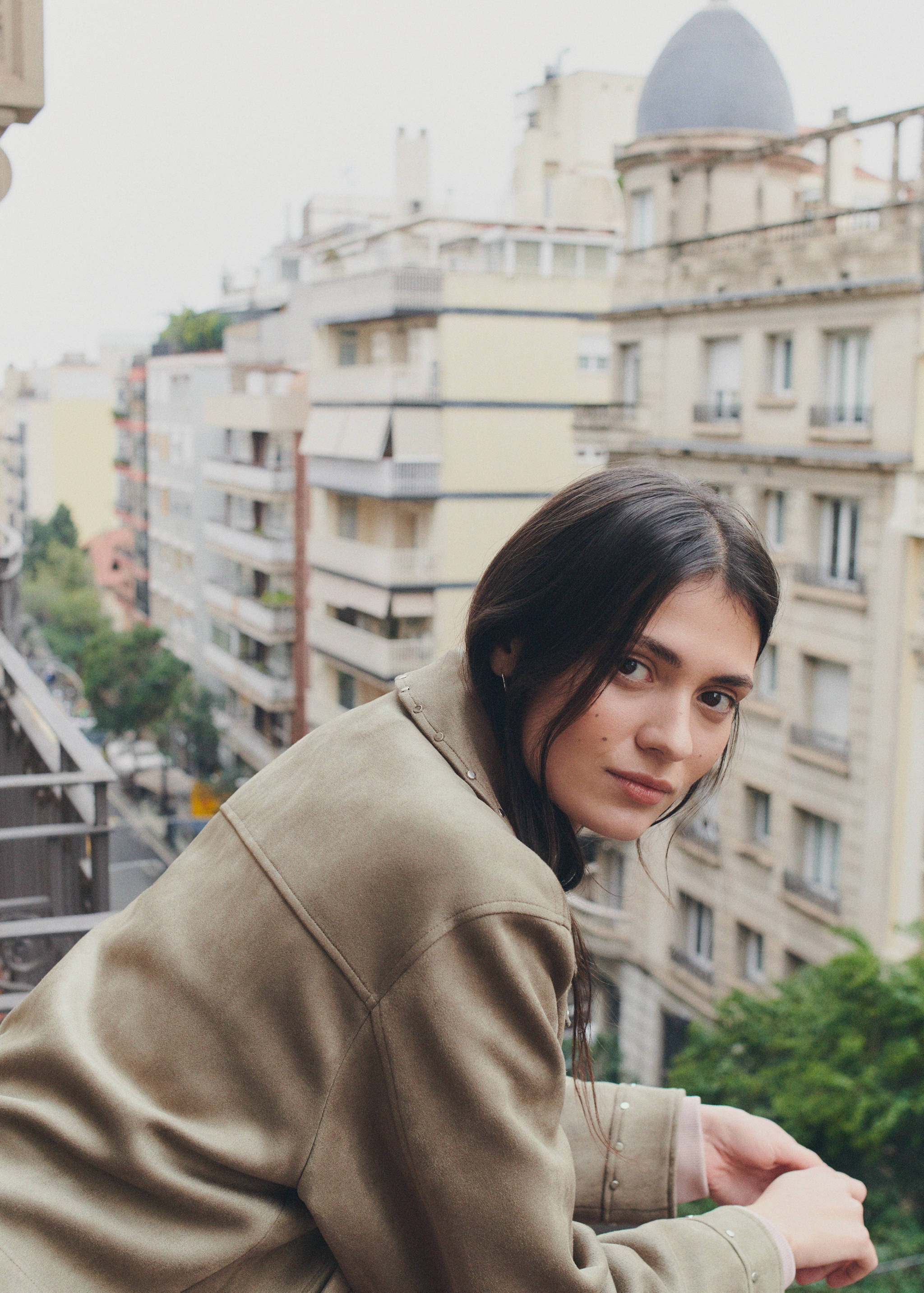 Suede effect jacket - Details of the article 5