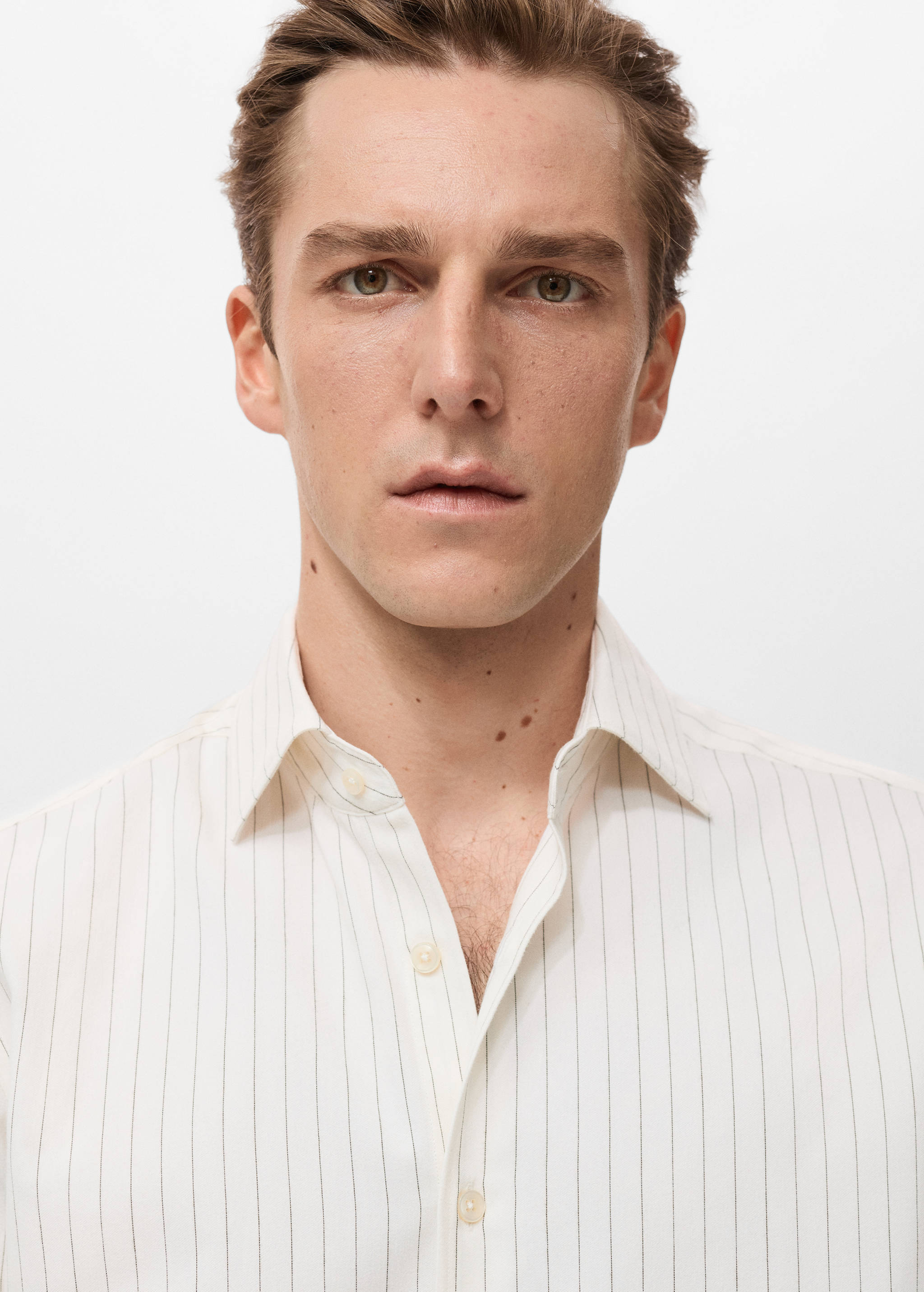 100% cotton regular-fit striped shirt - Details of the article 1