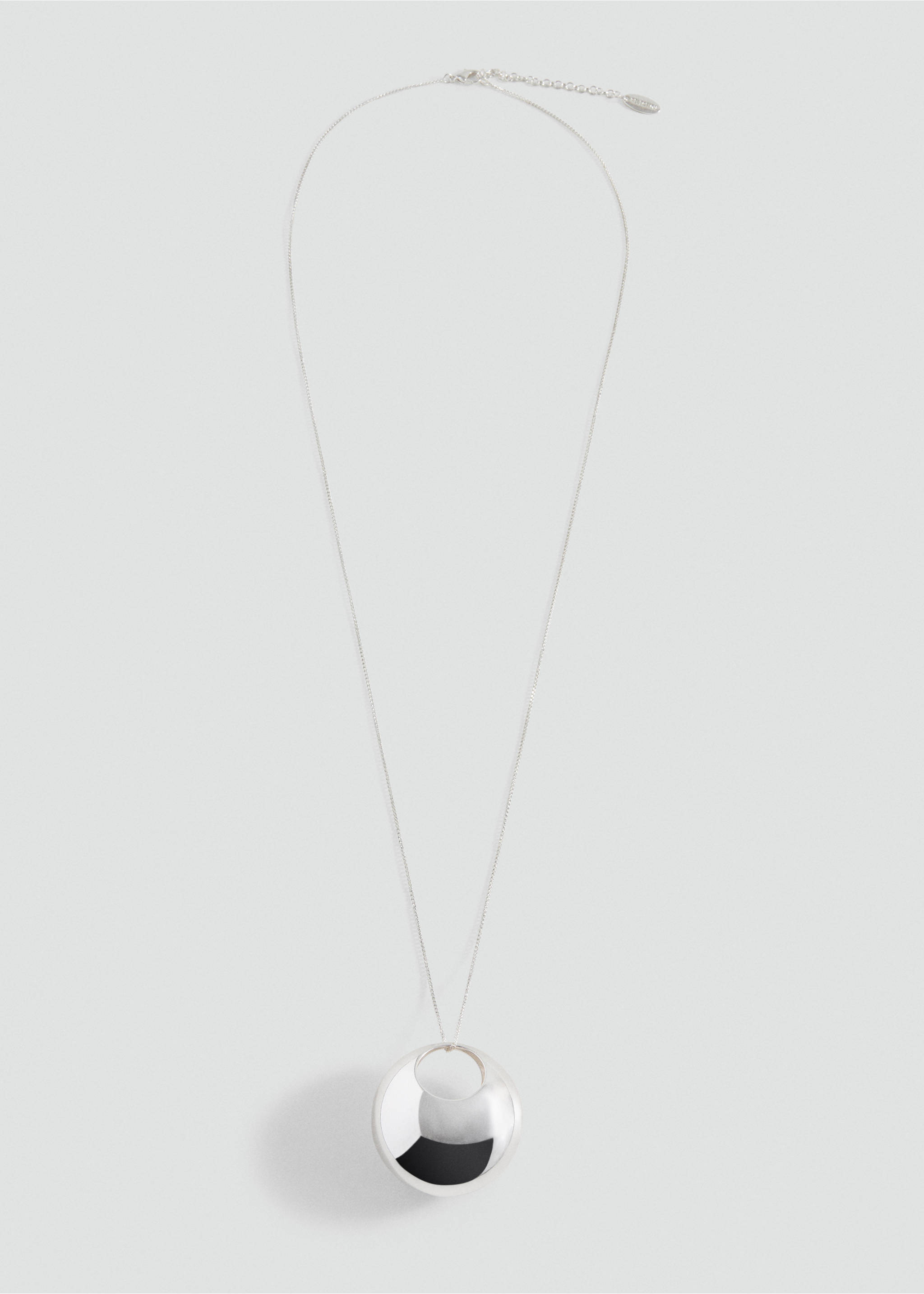 Collier avec pendentif métallique - Article sans modèle, Argent. Ref: 27091317-00.