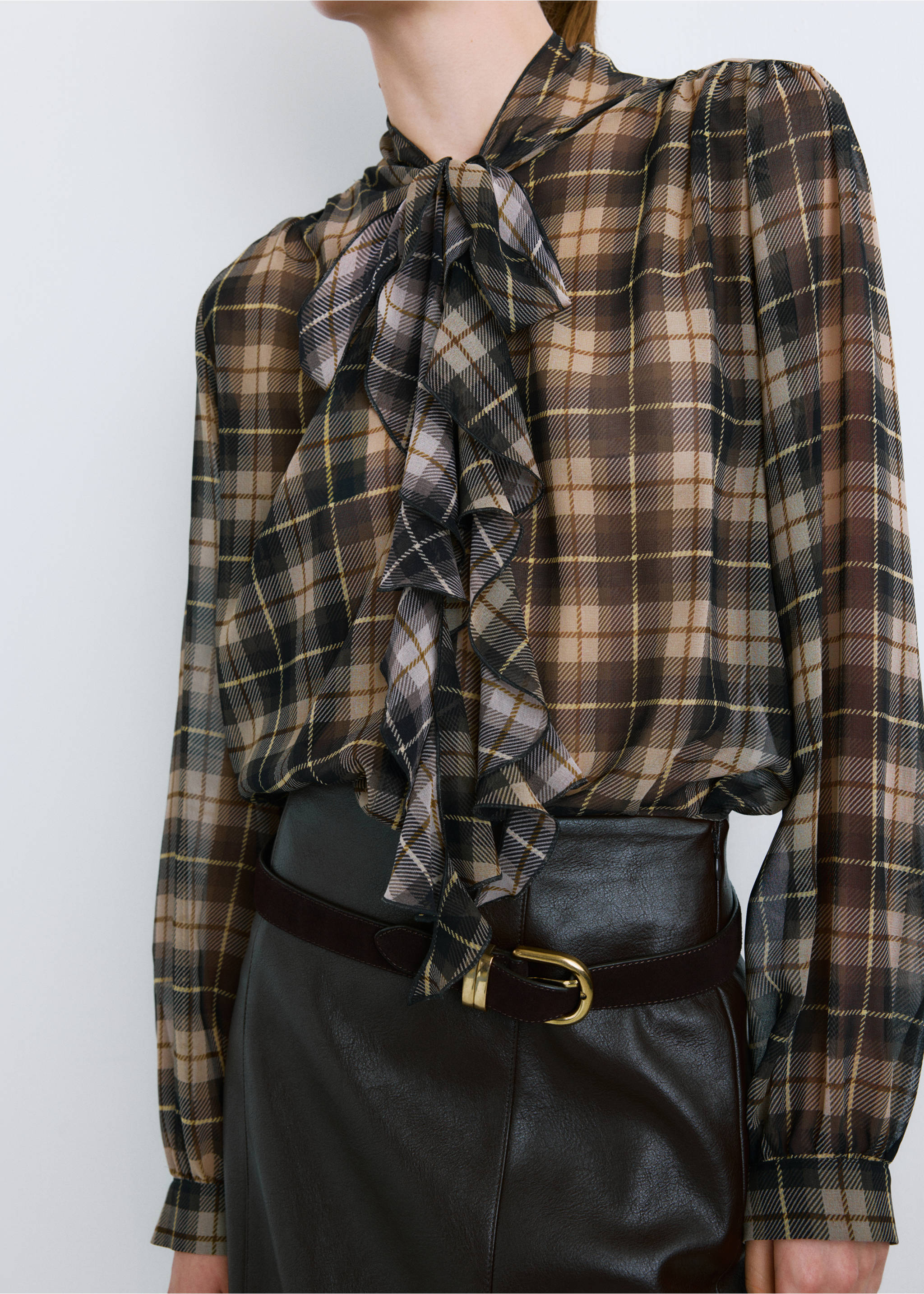 Blouse with check pattern and foulard collar - Medium plane, Black. Ref: 27091320-00.