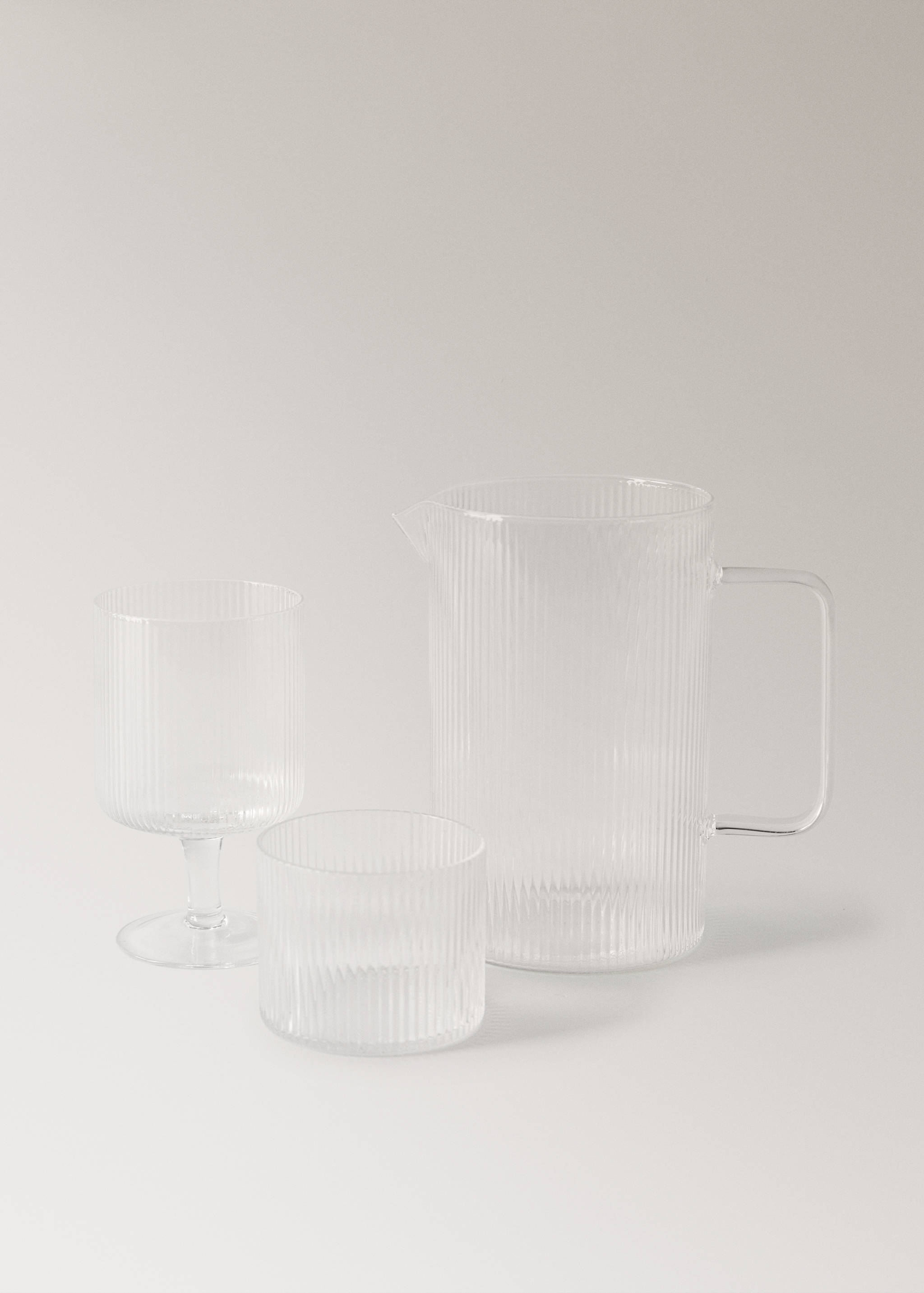 Borosilikatglas med relieflinjer - Detaljer om artikeln 3