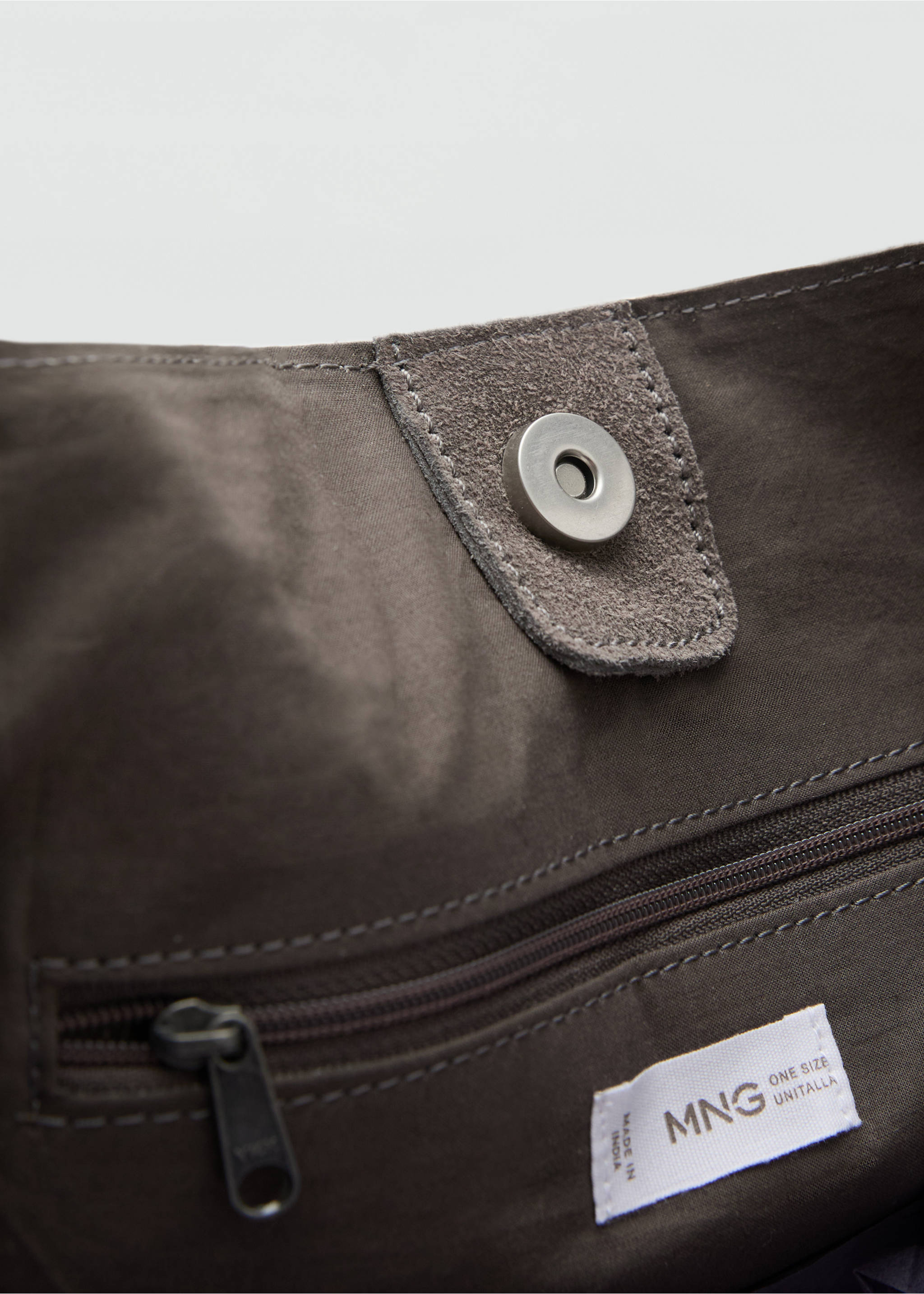 Carteira tote pele croute - Pormenor do artigo 2, Cinzento. Ref: 27091325-00.