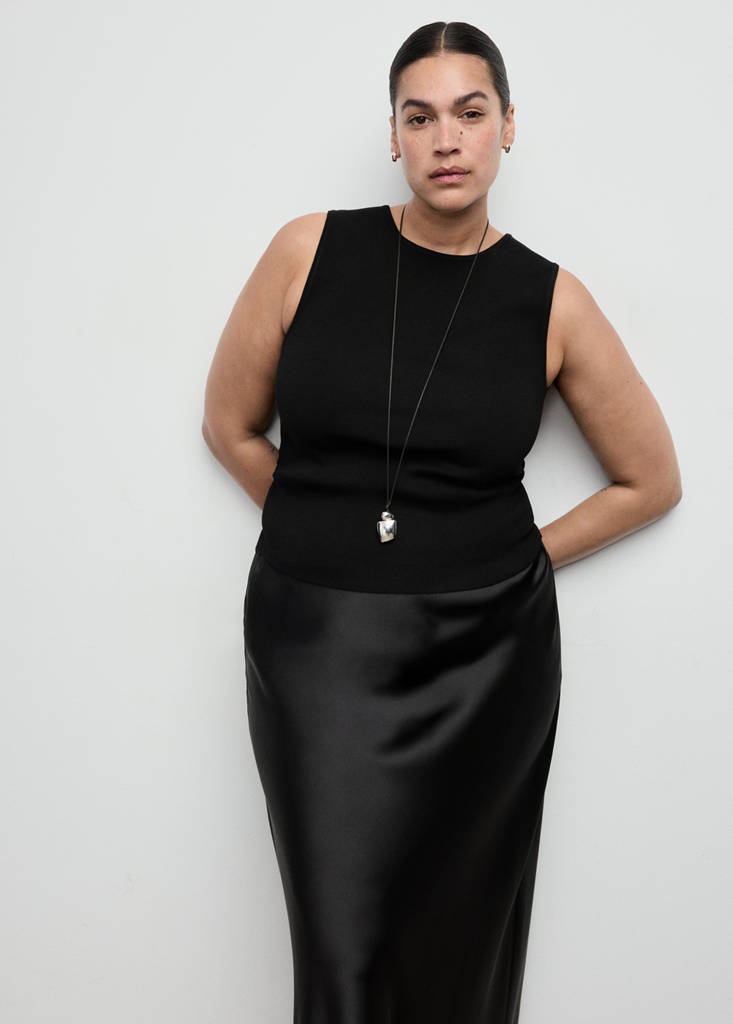 Satin long skirt — Black