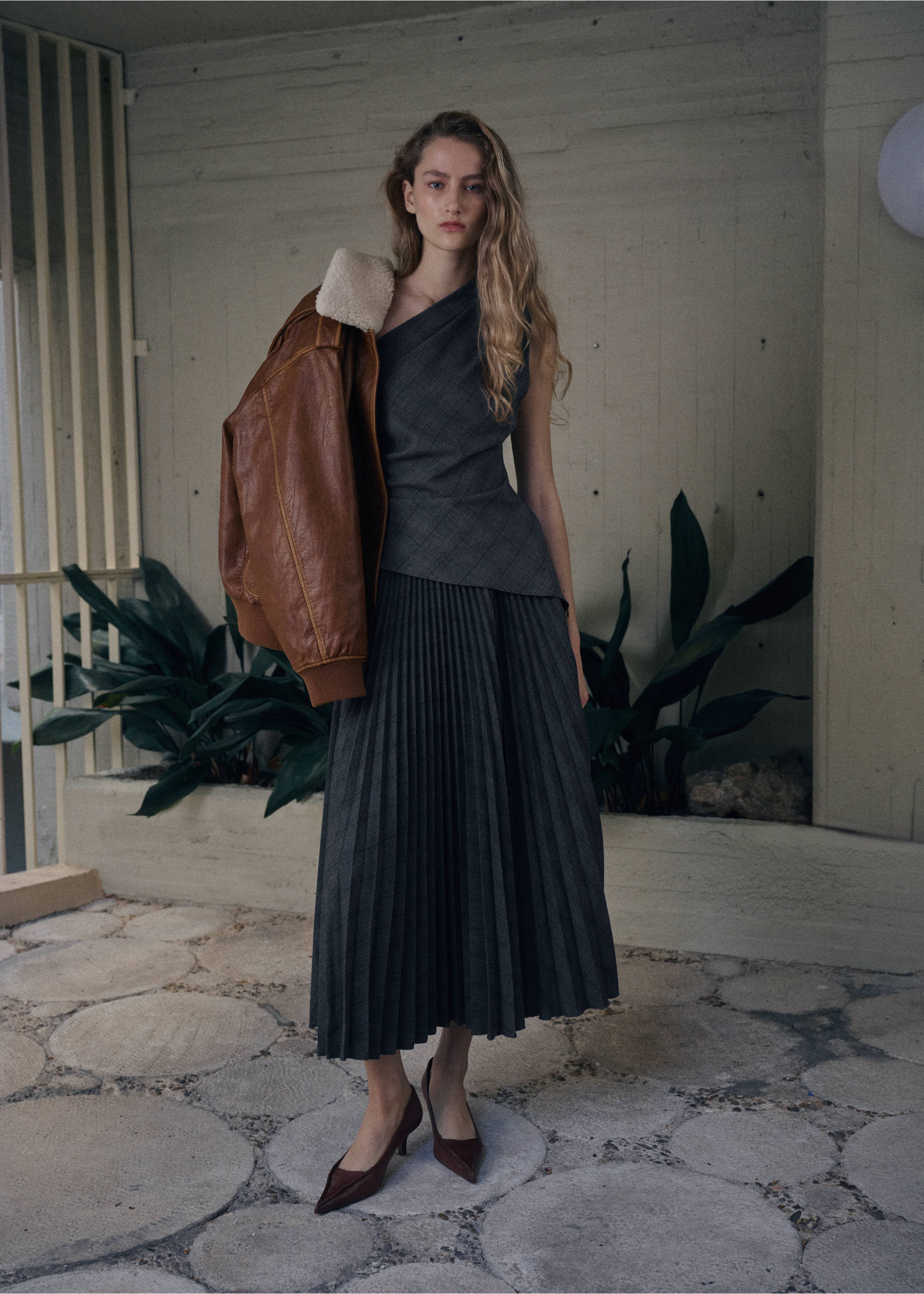 Asymmetrical check top - General plane, Grey. Ref: 27091338-00.