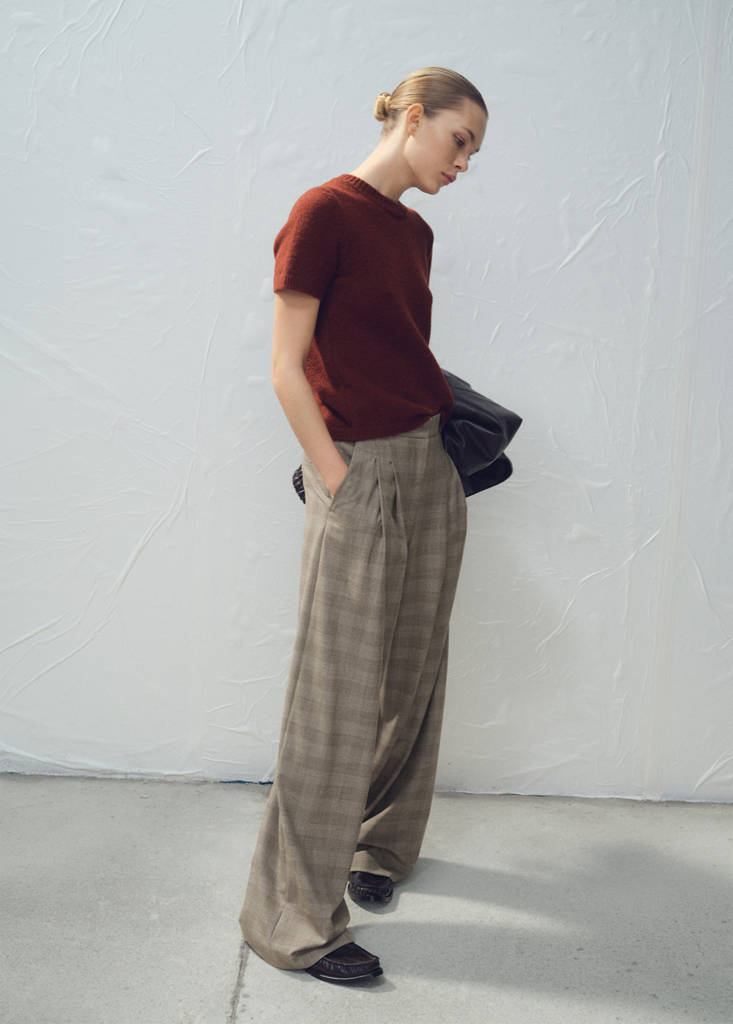 Short-sleeved knitted sweater — Burnt Orange