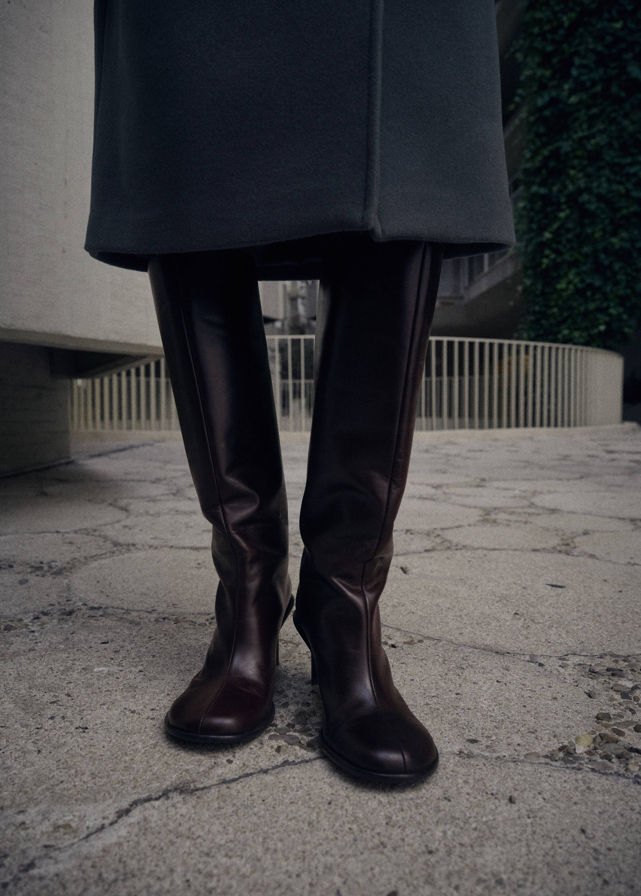 High heel leather boot - General plane