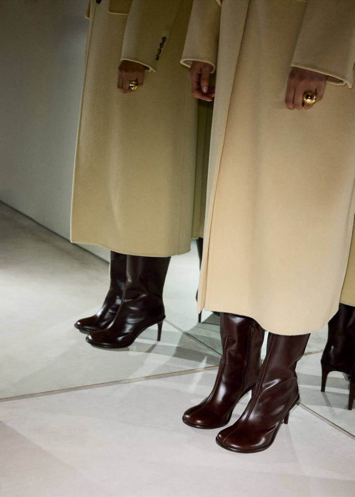 High heel leather boot — Chocolate