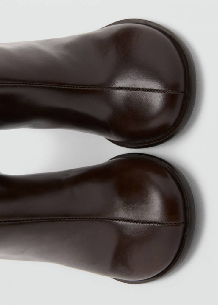 High heel leather boot — Chocolate