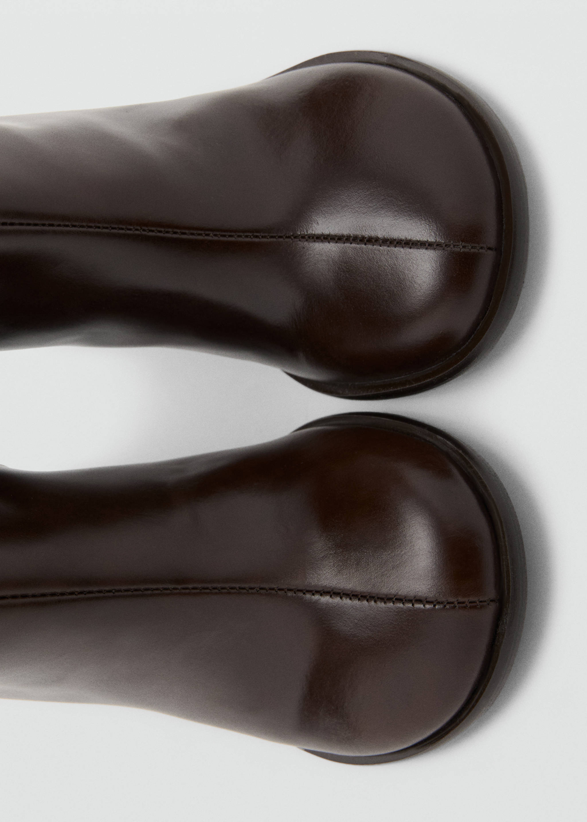 High heel leather boot - Details of the article 3