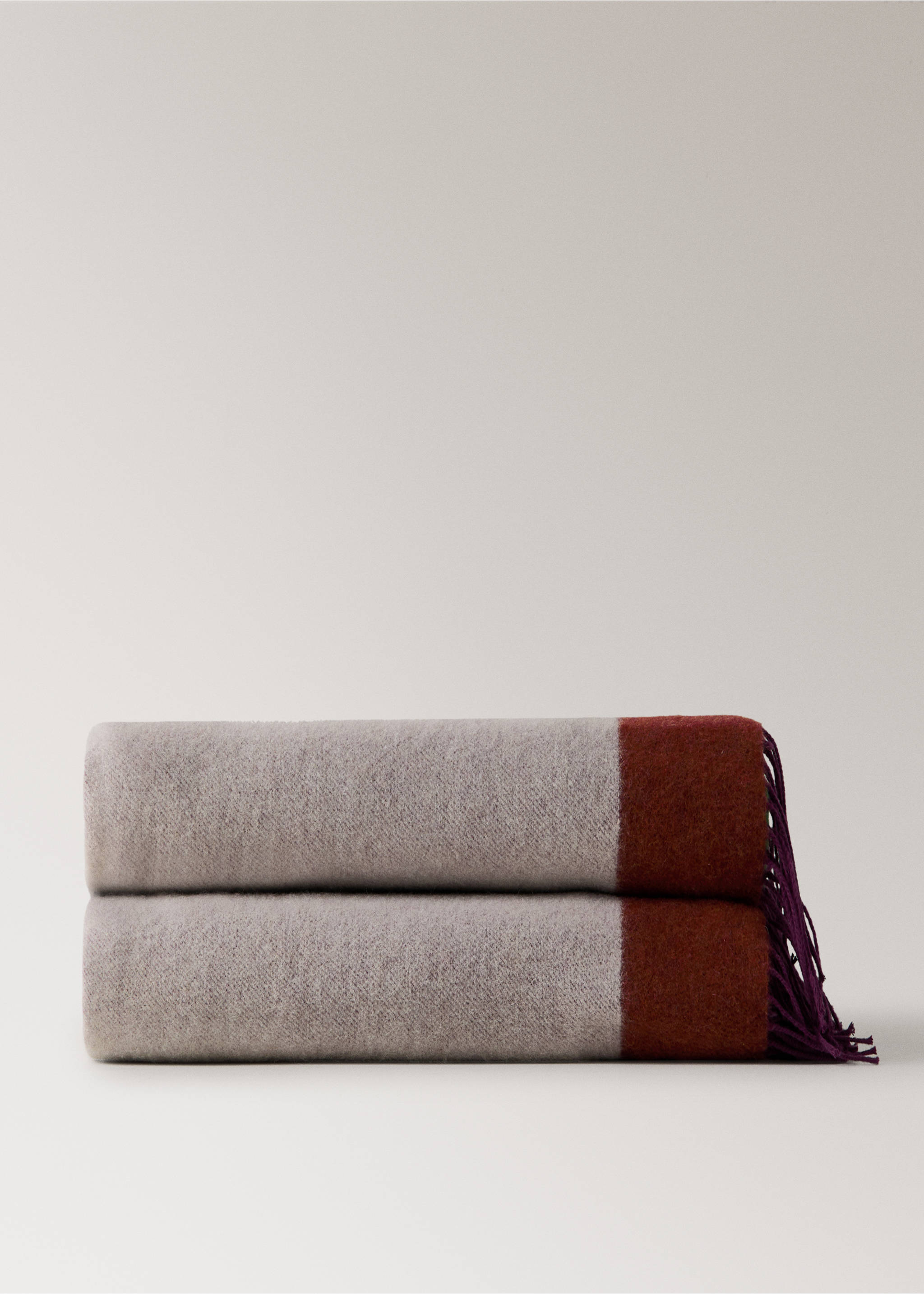 Wool and cotton blanket in colours - Article without model, Lilac. Ref: 27091346-00.