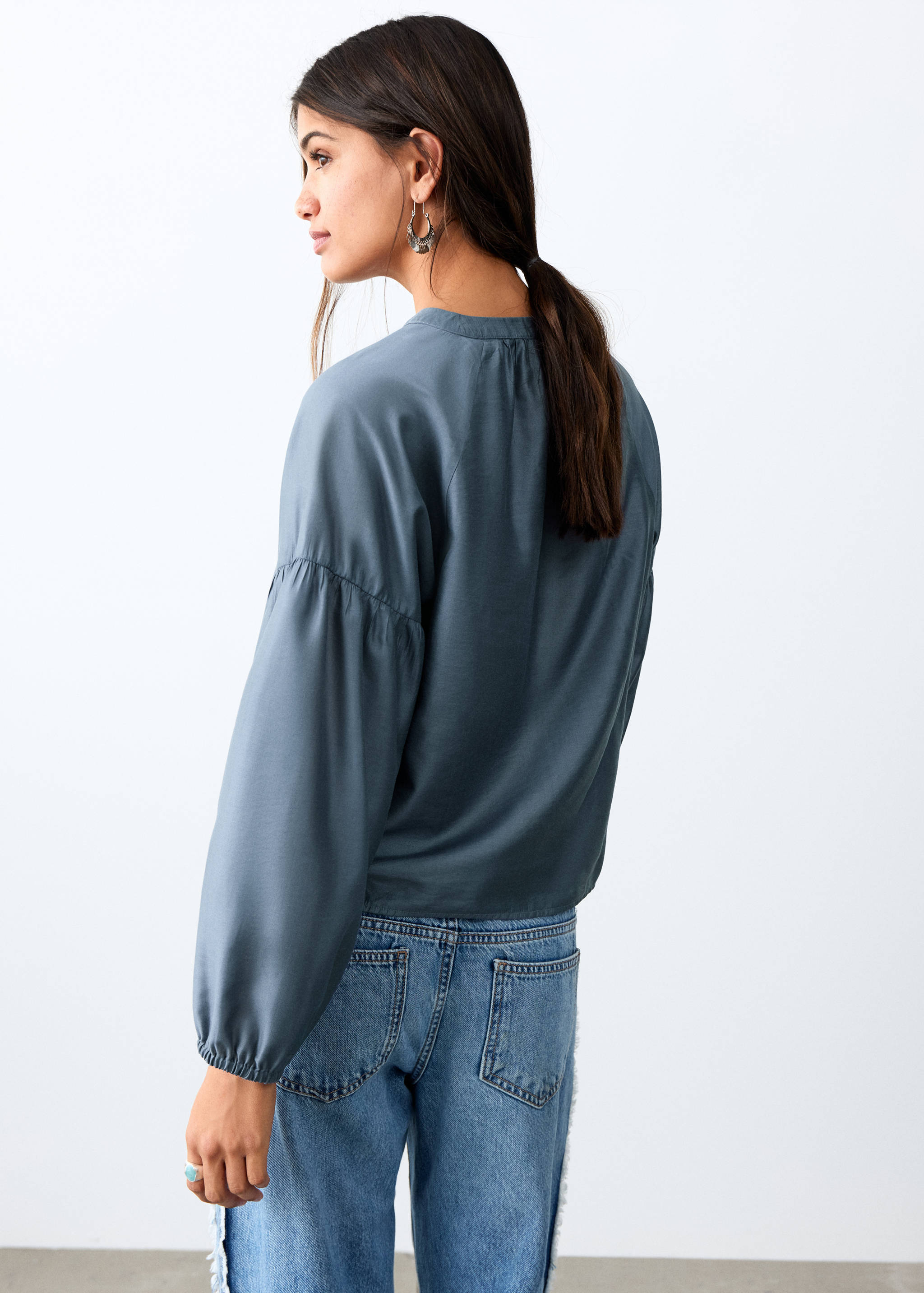 Blouse brodée nœud - Verso de l’article