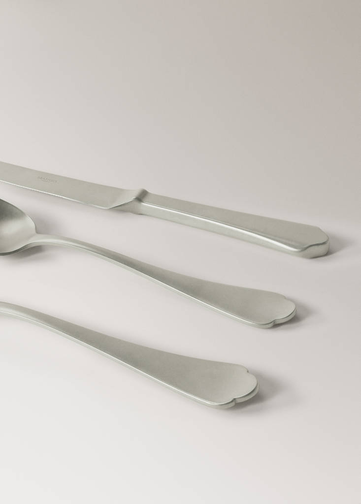 Three-piece matte stainless steel cutlery set — Grey