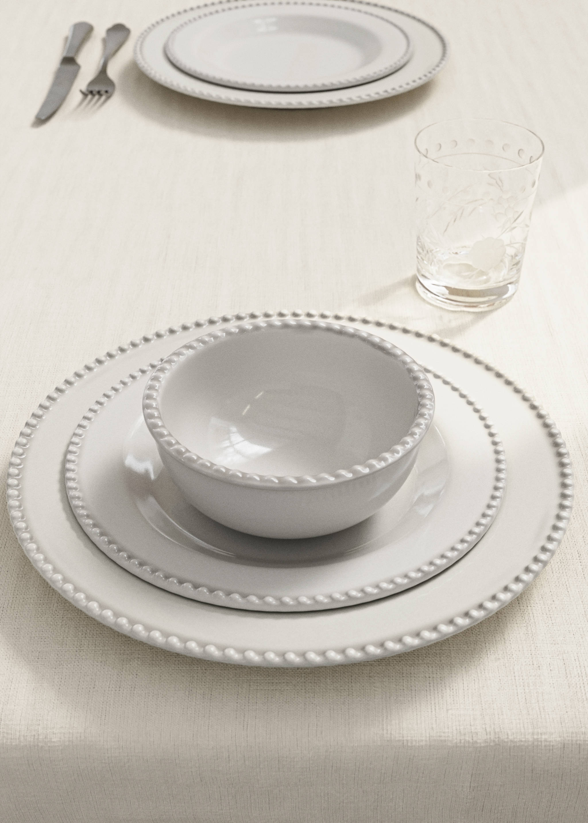 Decorative gres bowl - General plane